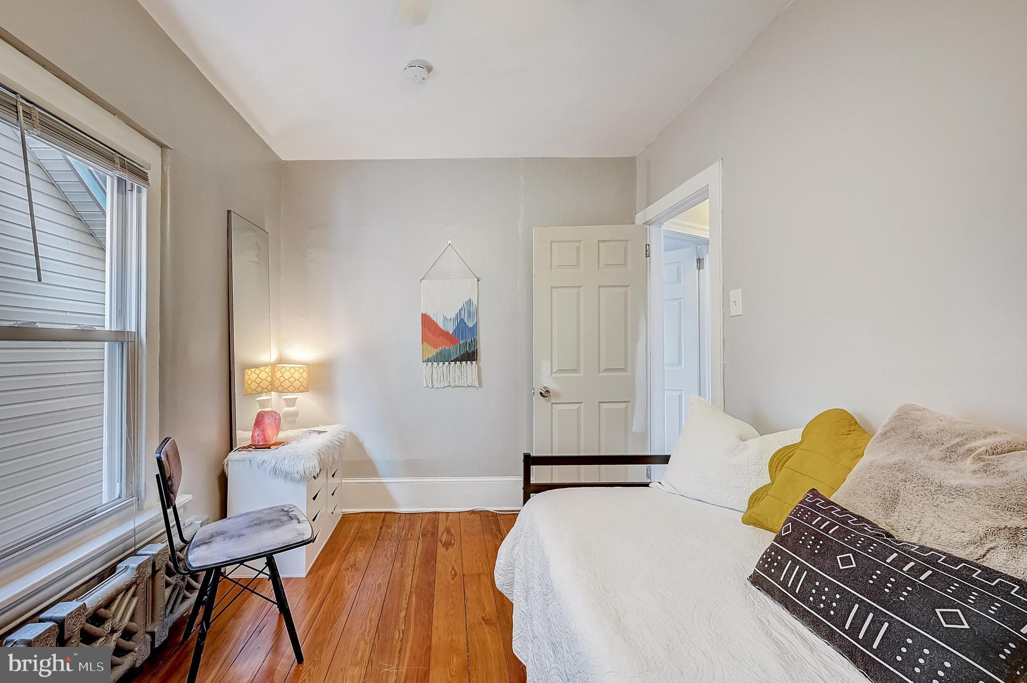 LANSDALE - Residential