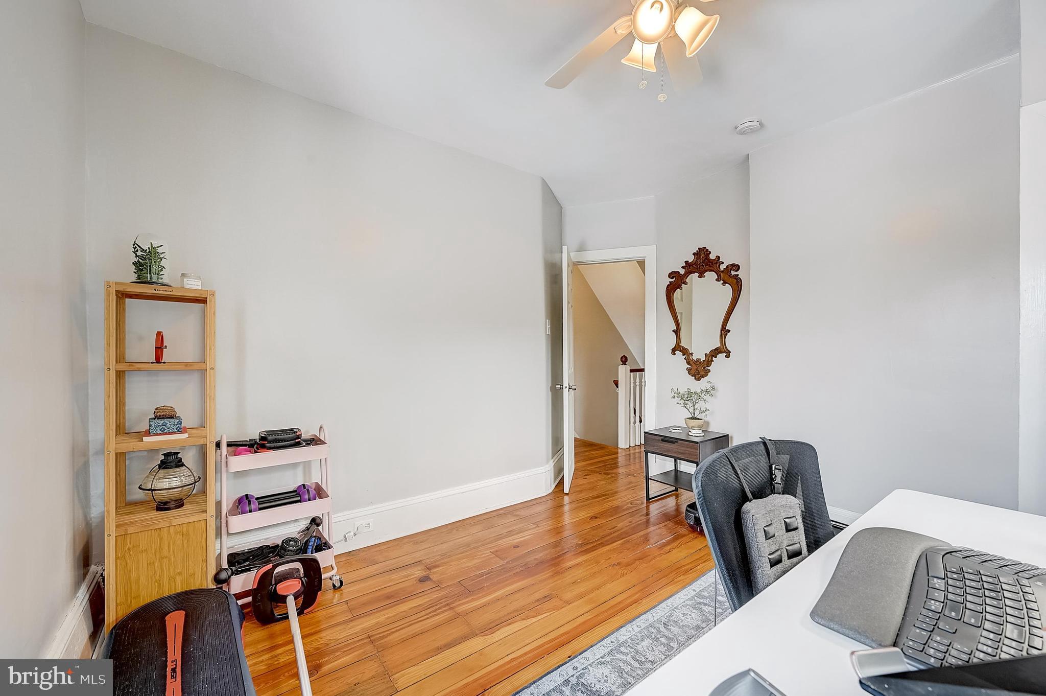 LANSDALE - Residential