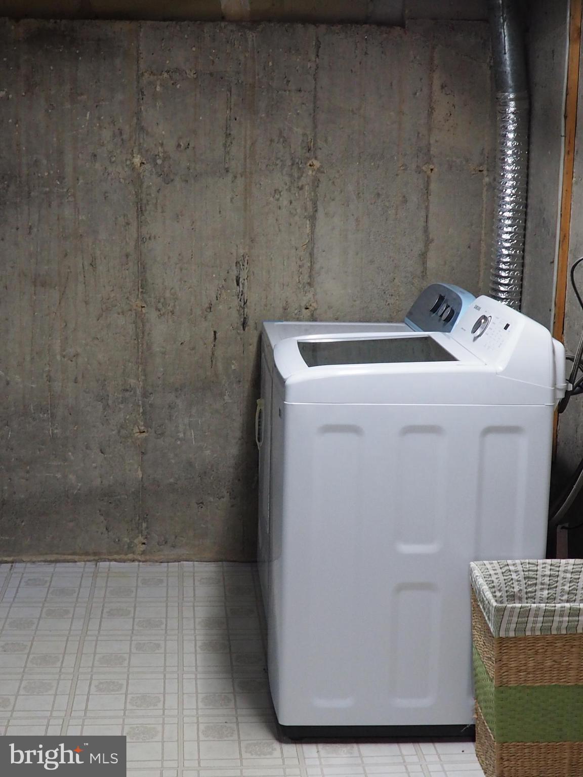 CROWNLEIGH - Residential