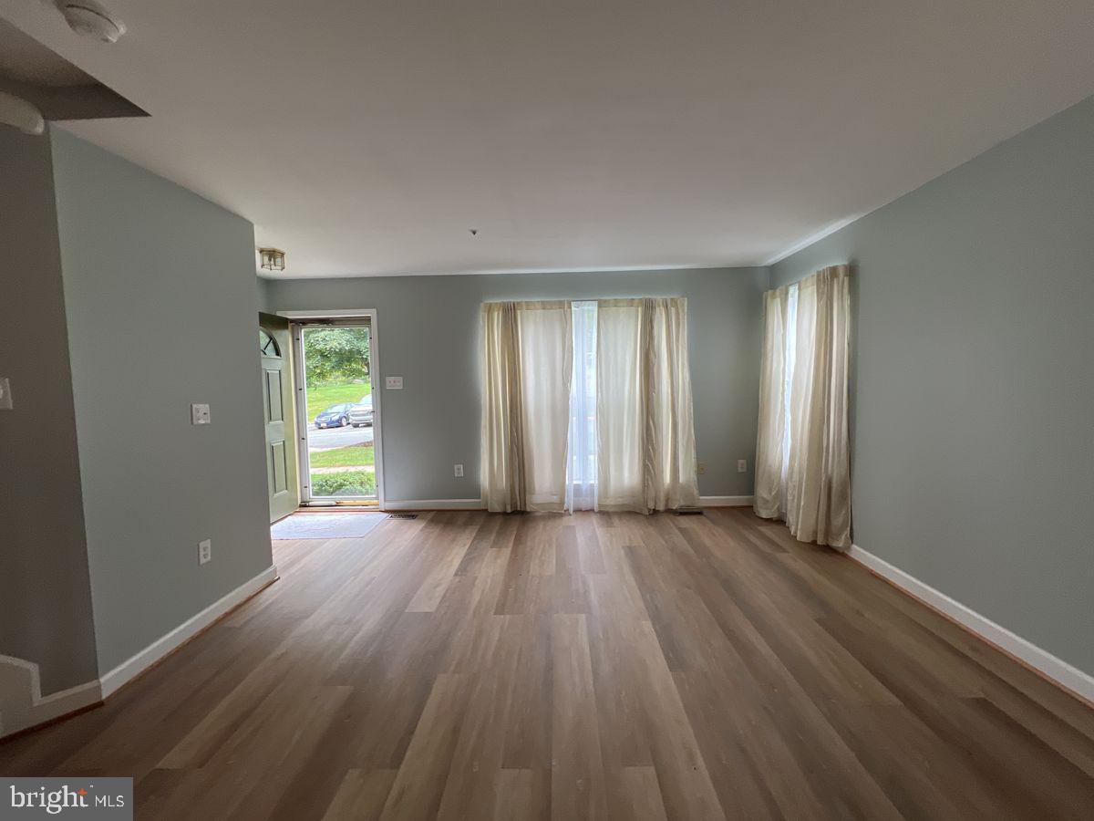 6402 VIEW POINT COURT