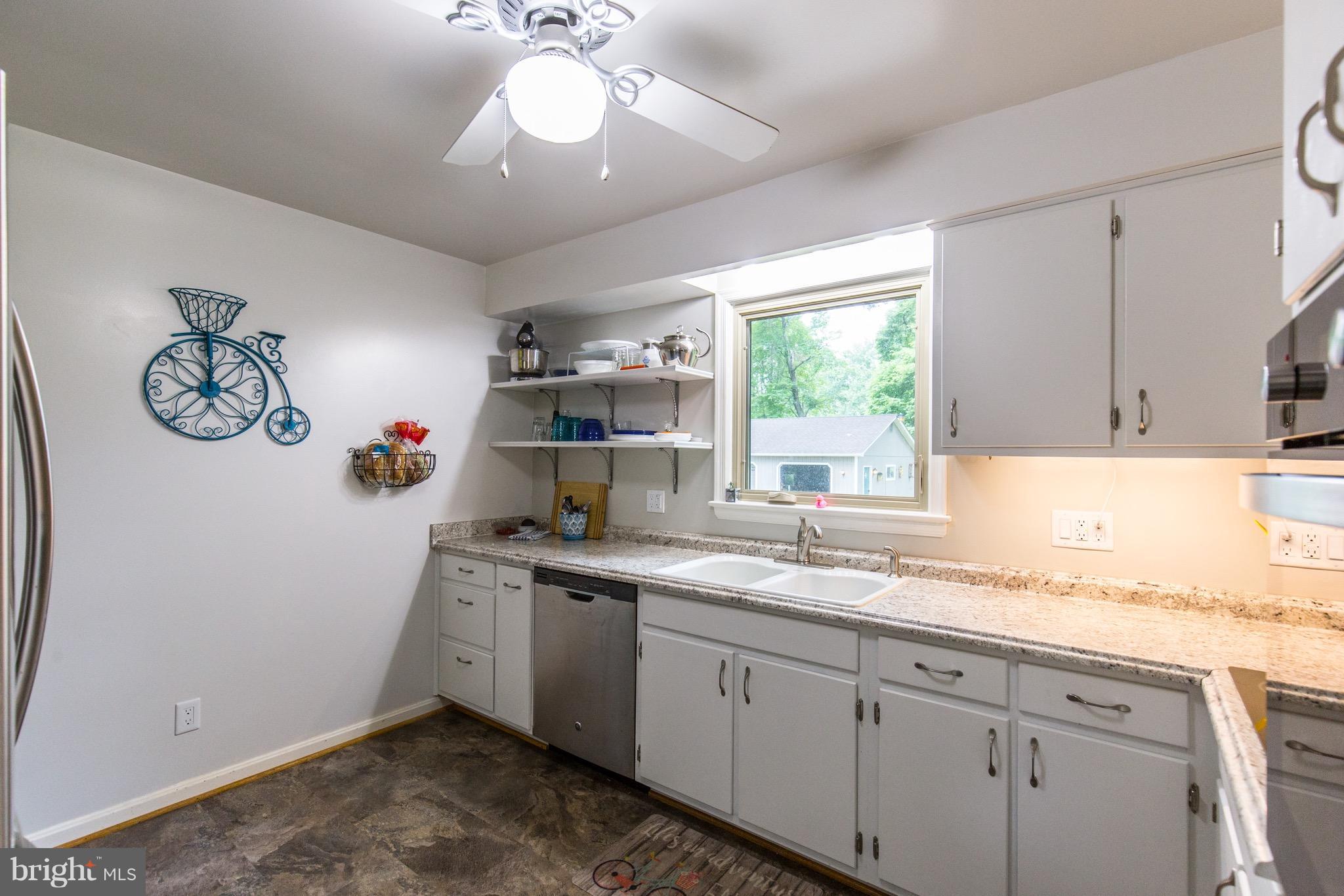 HALLEY ESTATES - Residential