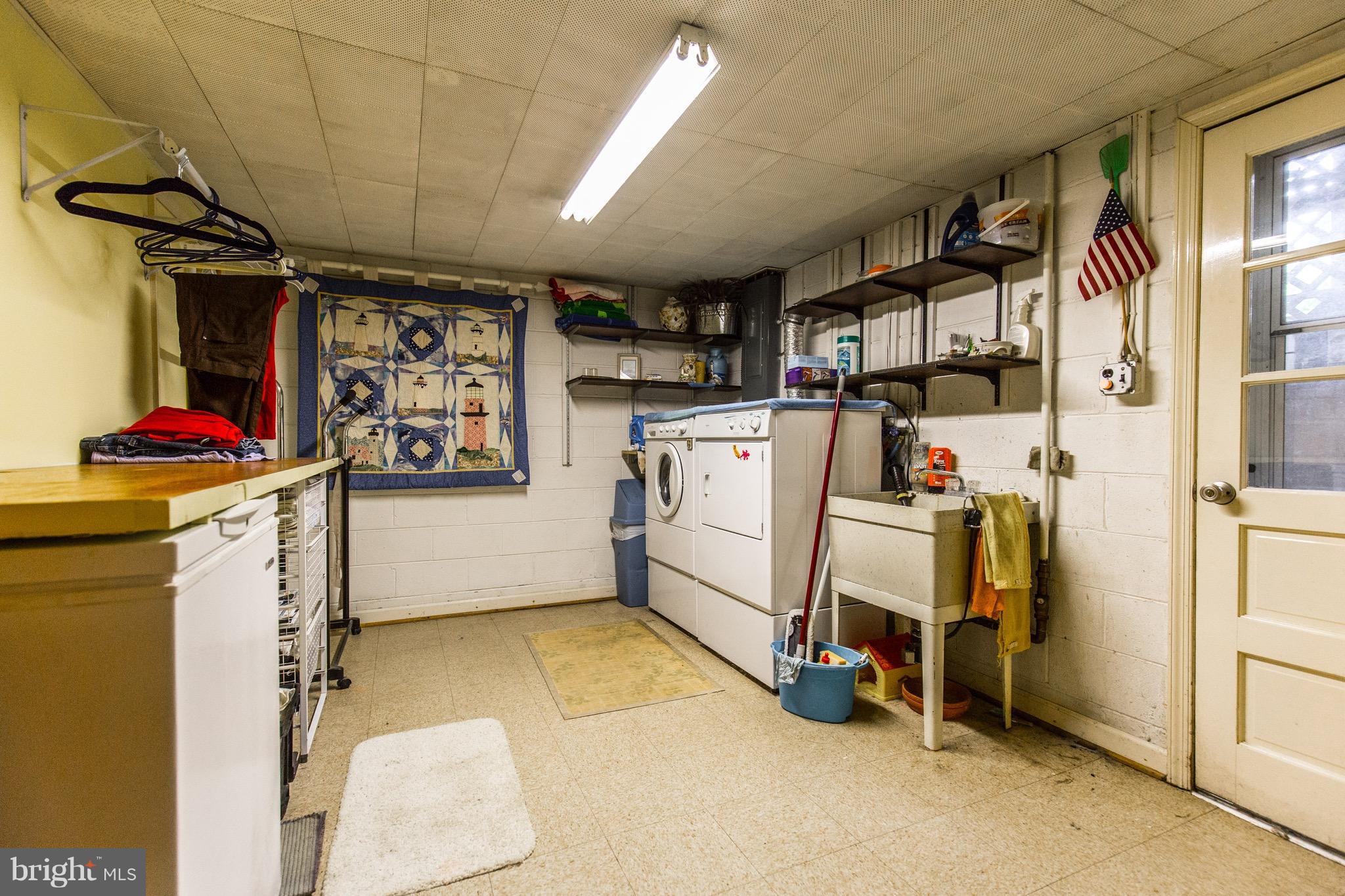 HALLEY ESTATES - Residential