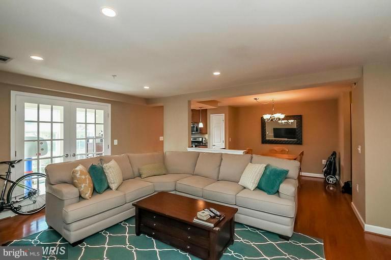 WEST VILLAGE OF SHIRLINGTON - Residential Lease