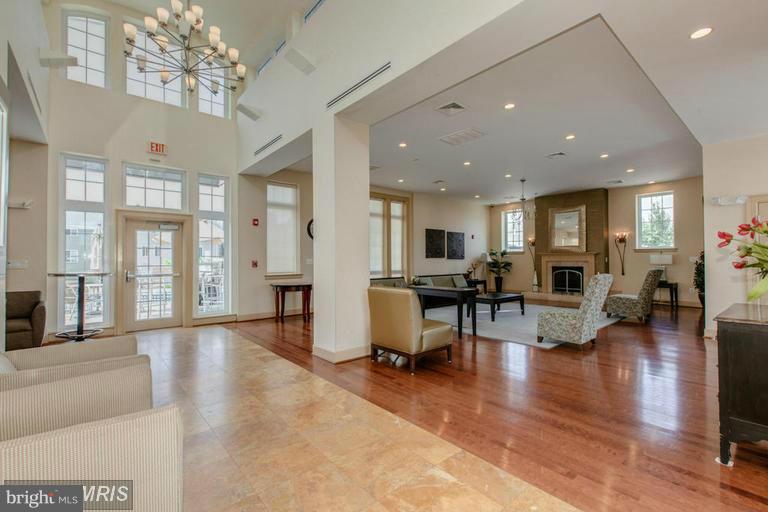 WEST VILLAGE OF SHIRLINGTON - Residential Lease