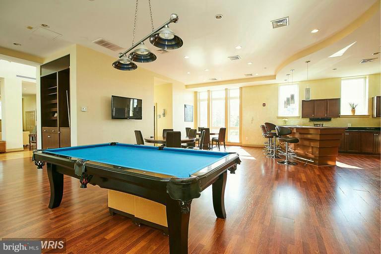 WEST VILLAGE OF SHIRLINGTON - Residential Lease