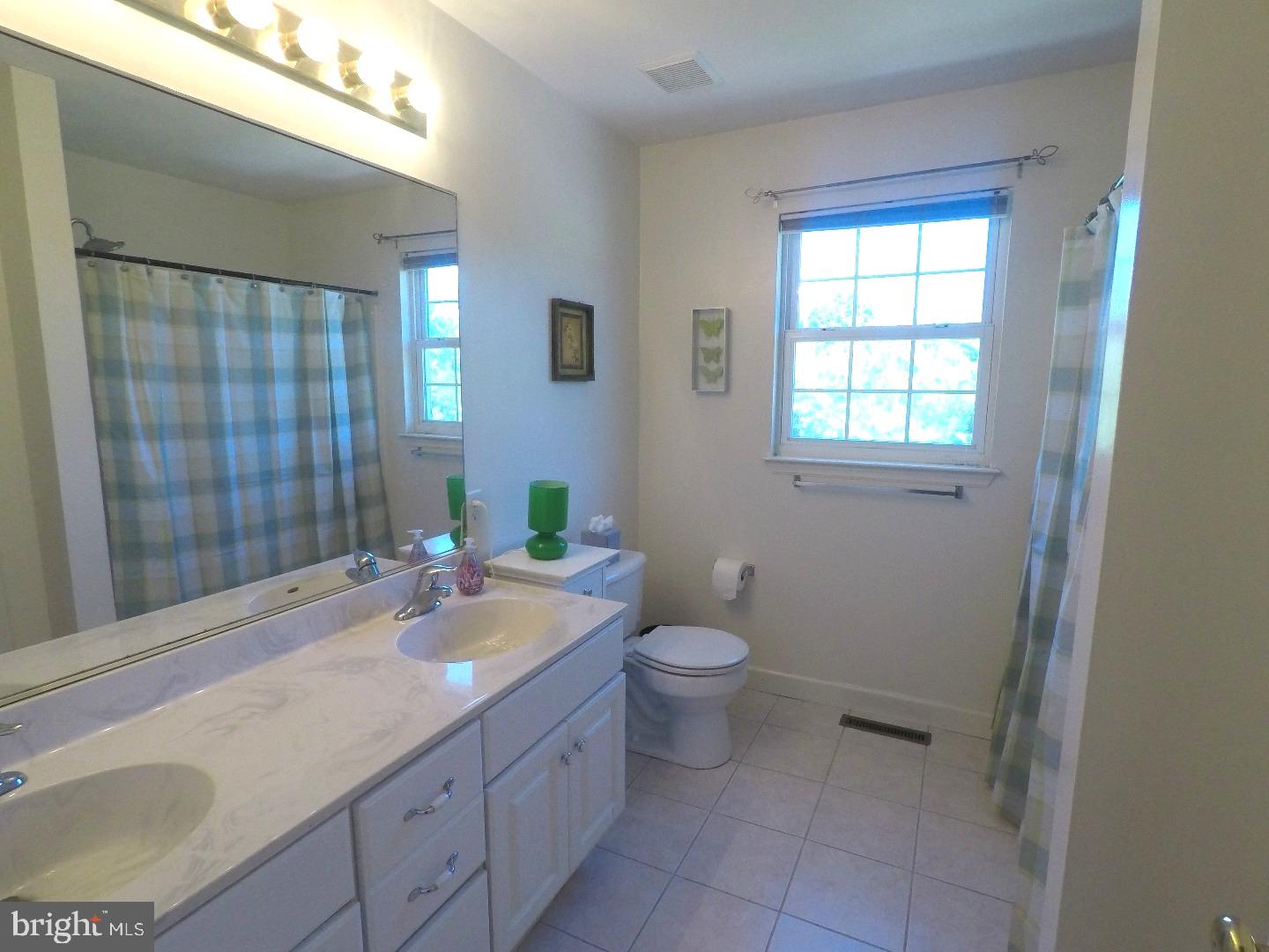 SUMMERHILL - Residential