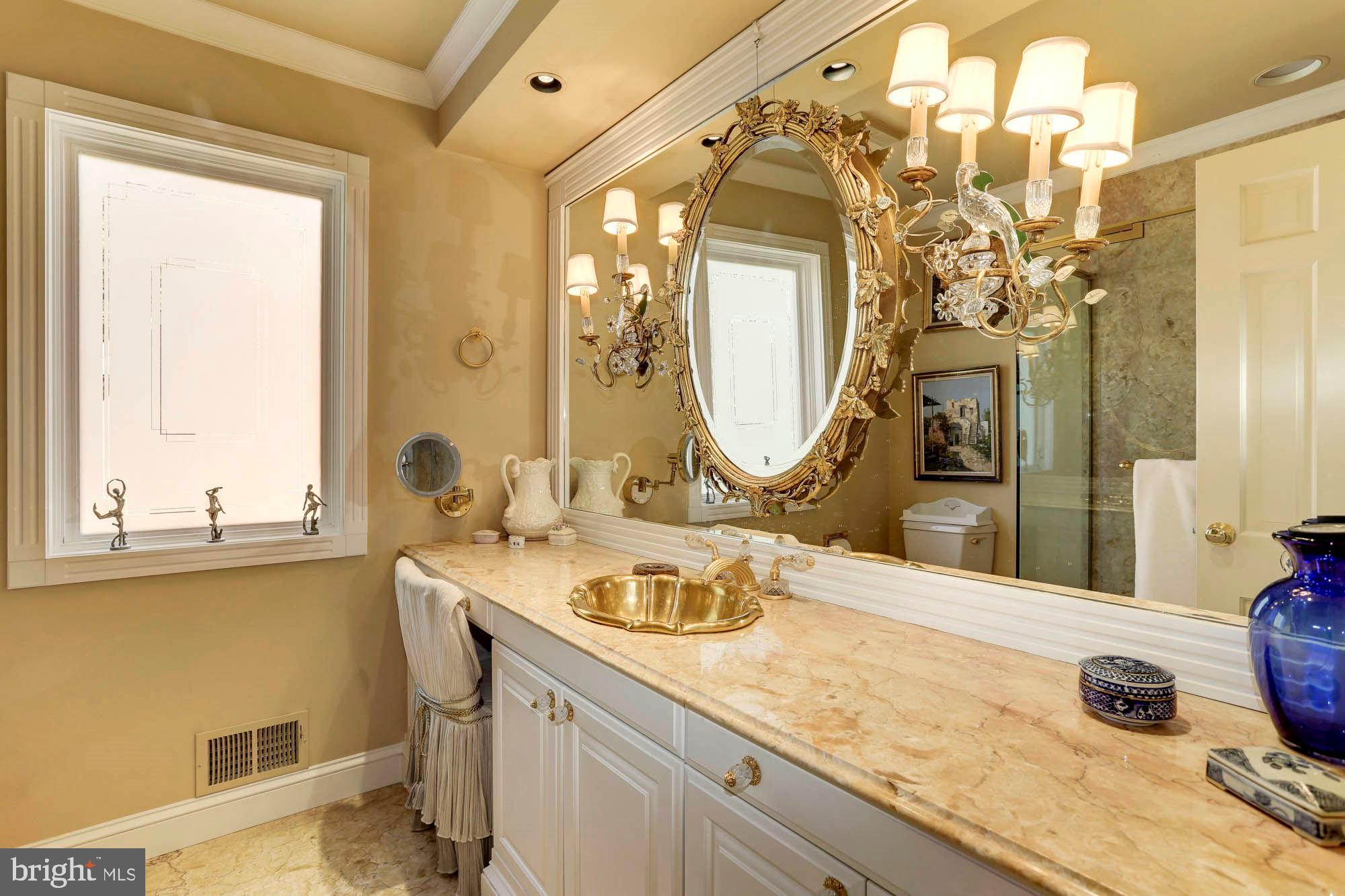 FARMINGTON - Residential