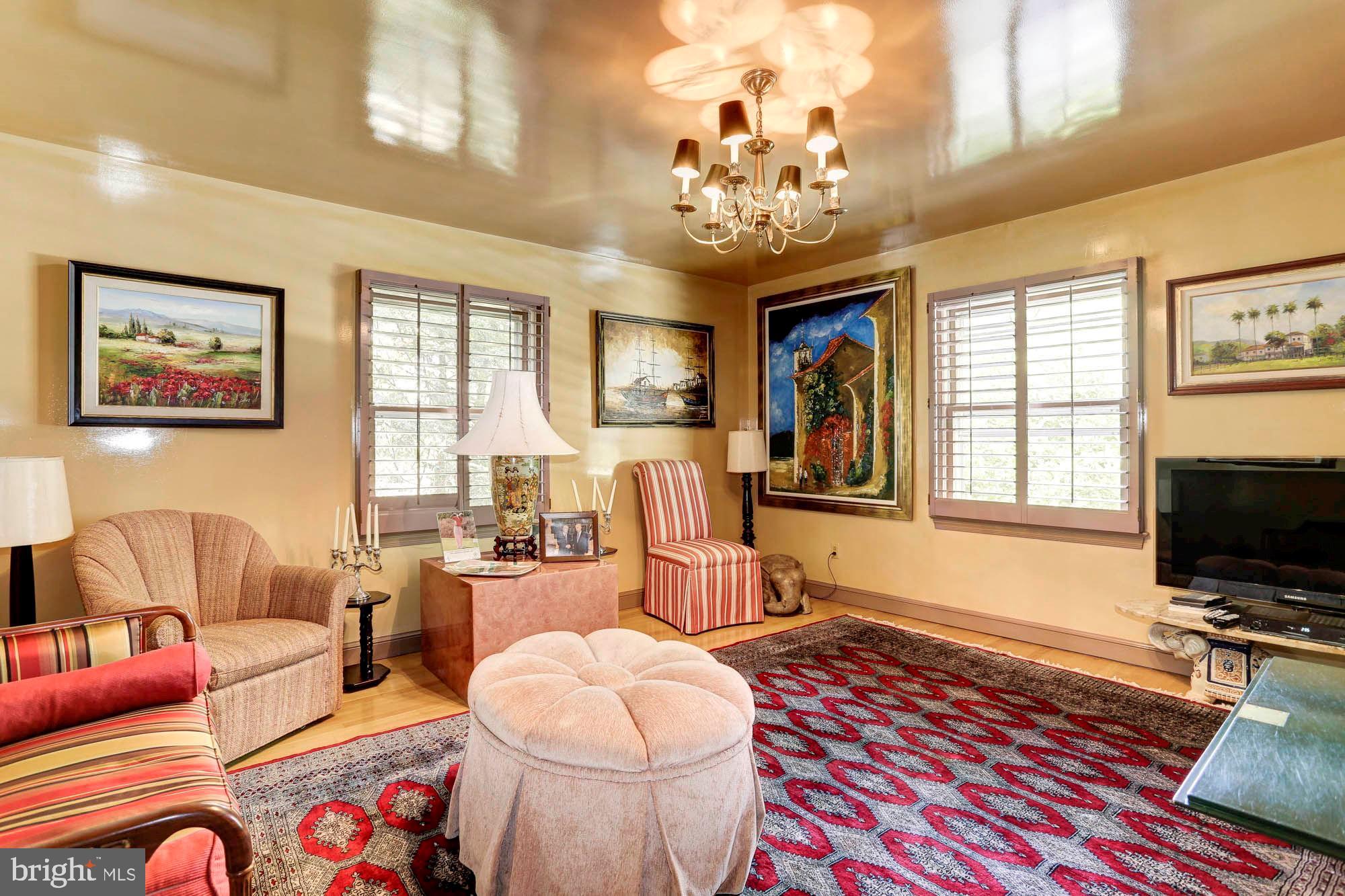 FARMINGTON - Residential