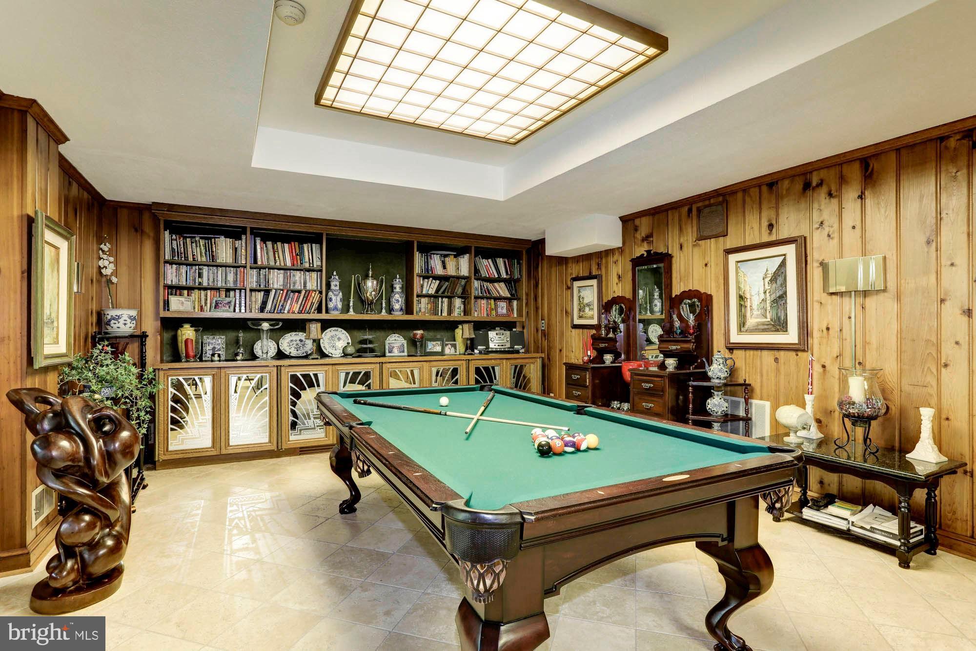 FARMINGTON - Residential