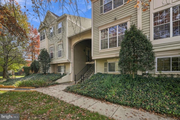 8210 WINSTEAD PL APT 202, MANASSAS, VA 20109 - Image dbe905addc76c40b344df574f3df2cca/596615219