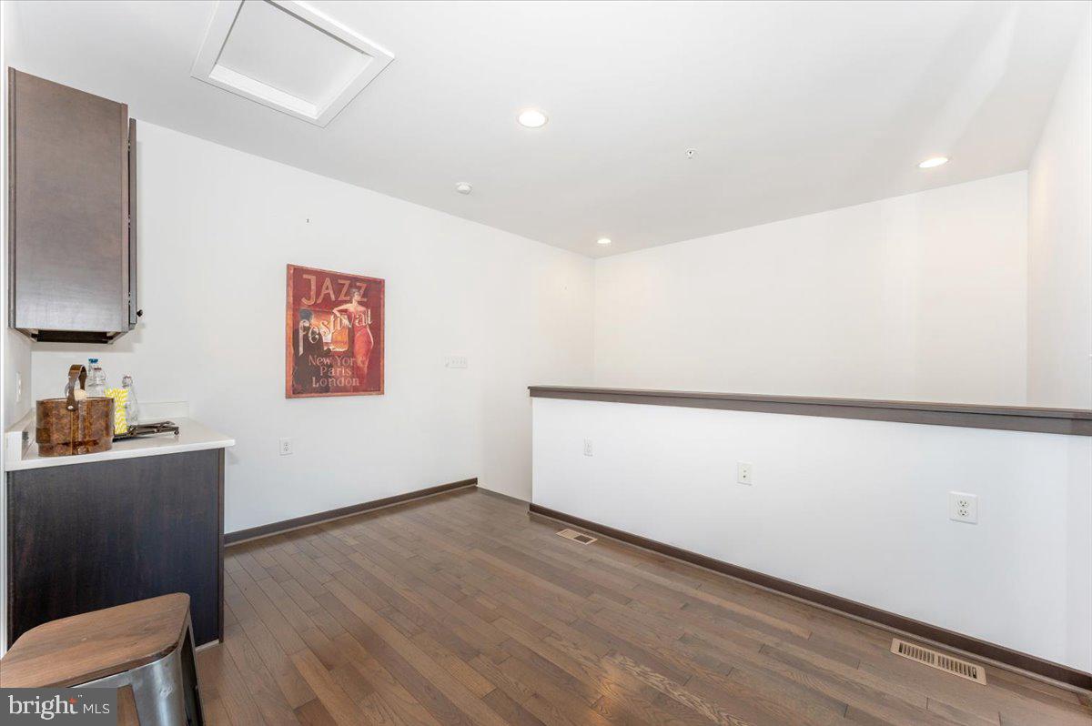 EASTCHURCH - Residential