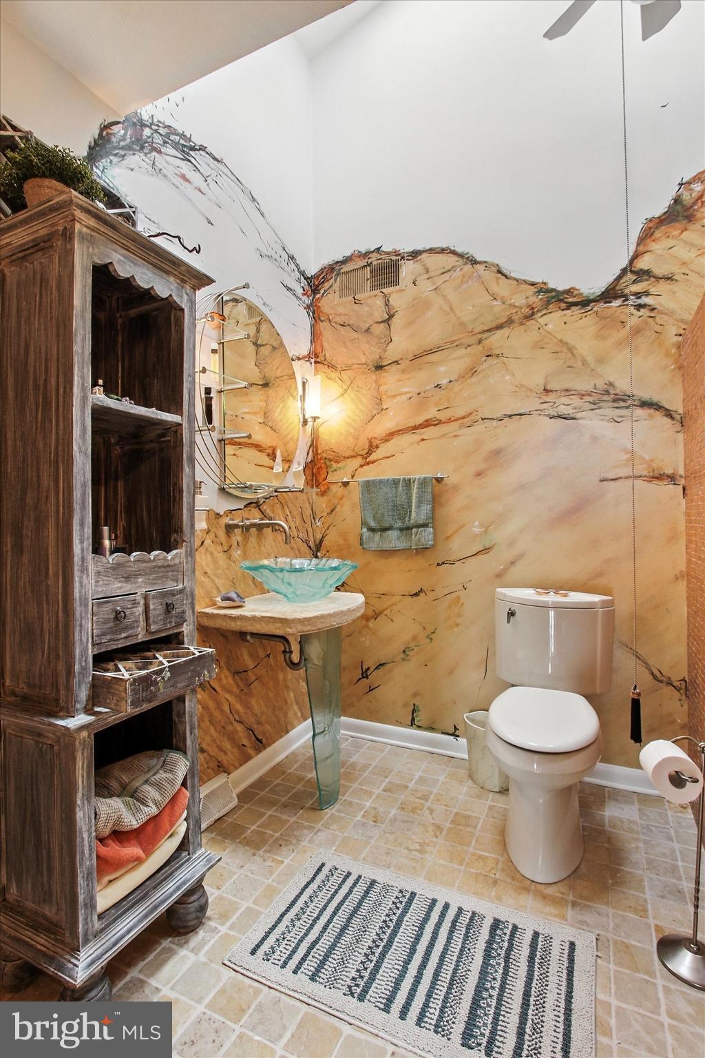 LAKE HERITAGE - Residential