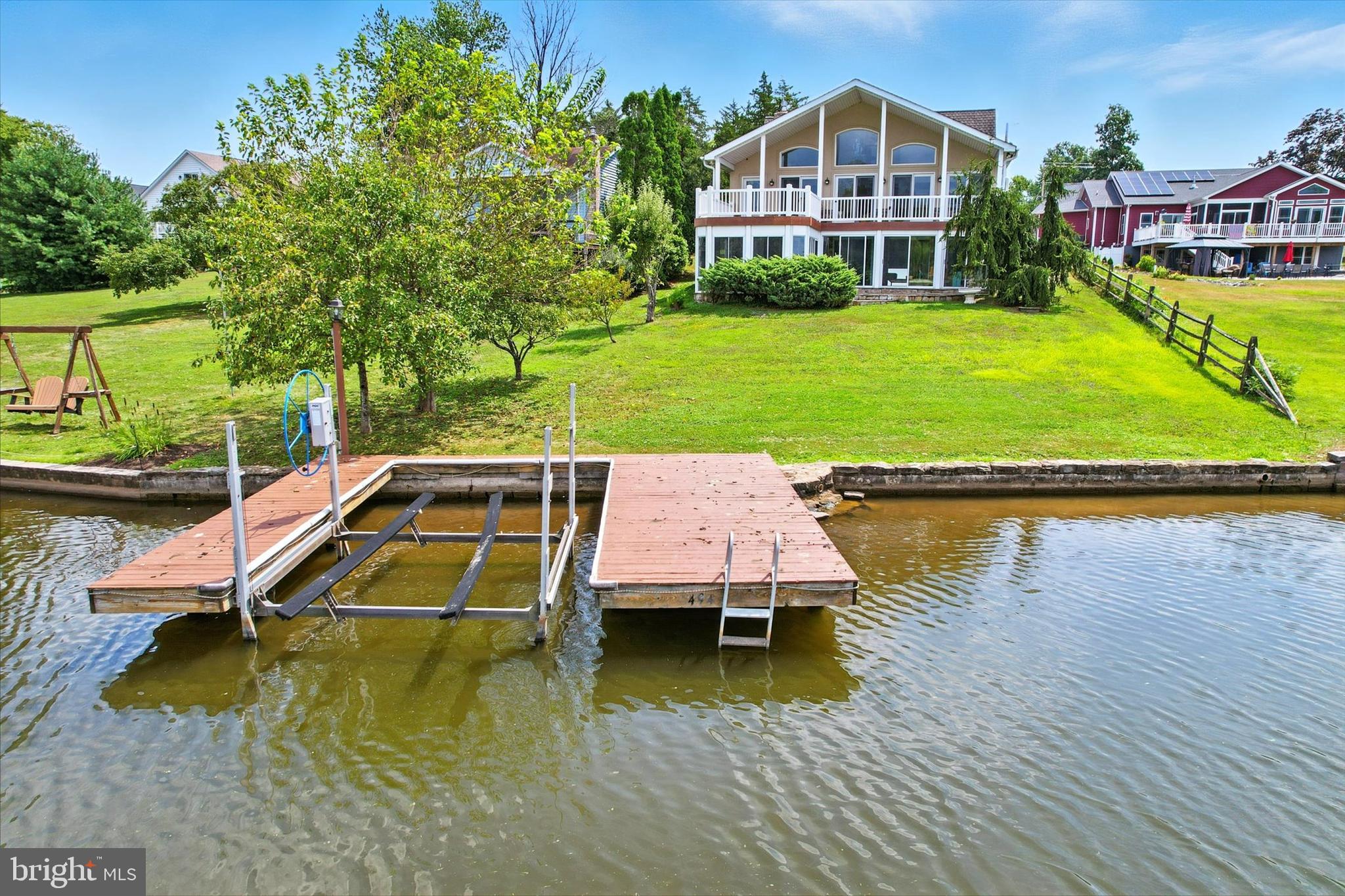 494 HERITAGE DRIVE