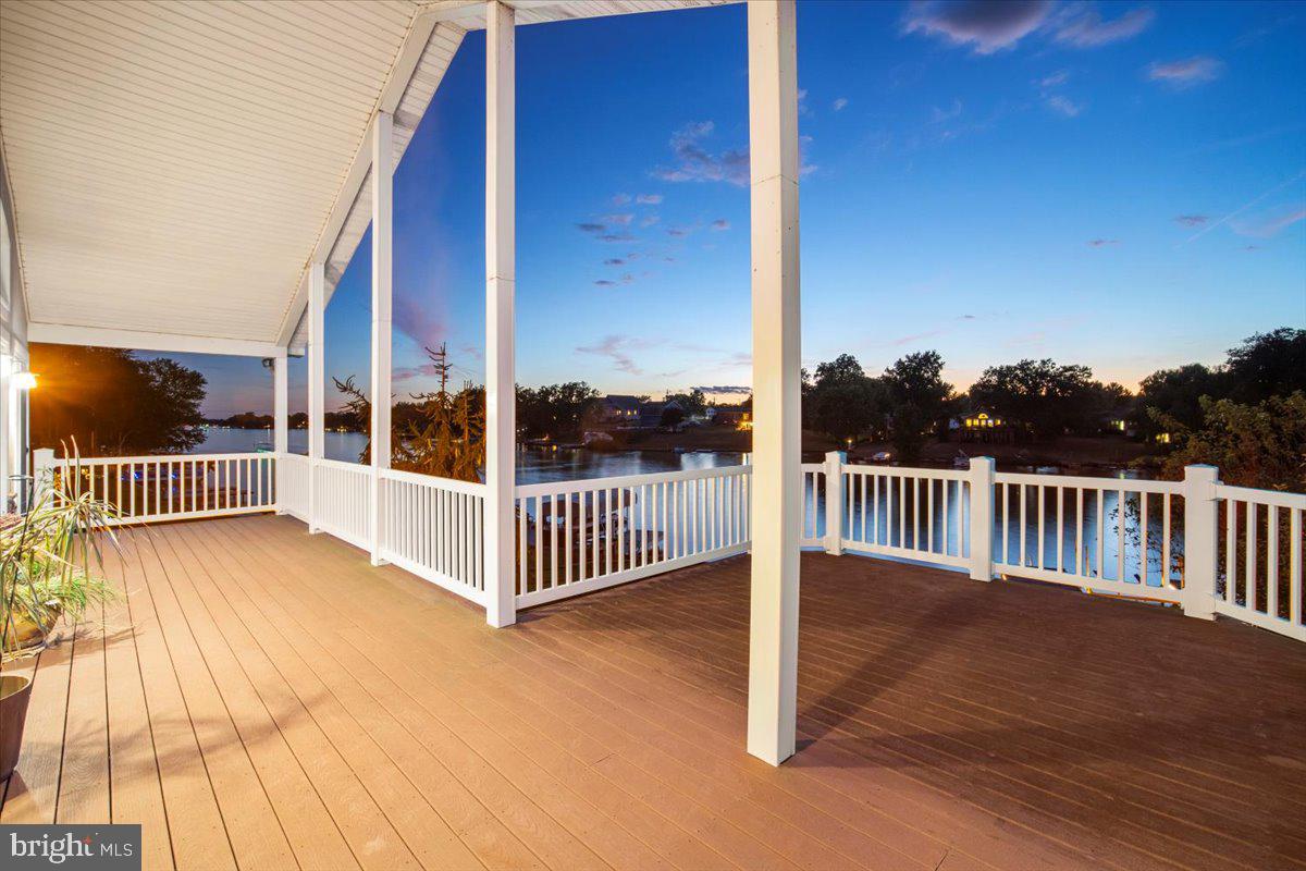 LAKE HERITAGE - Residential