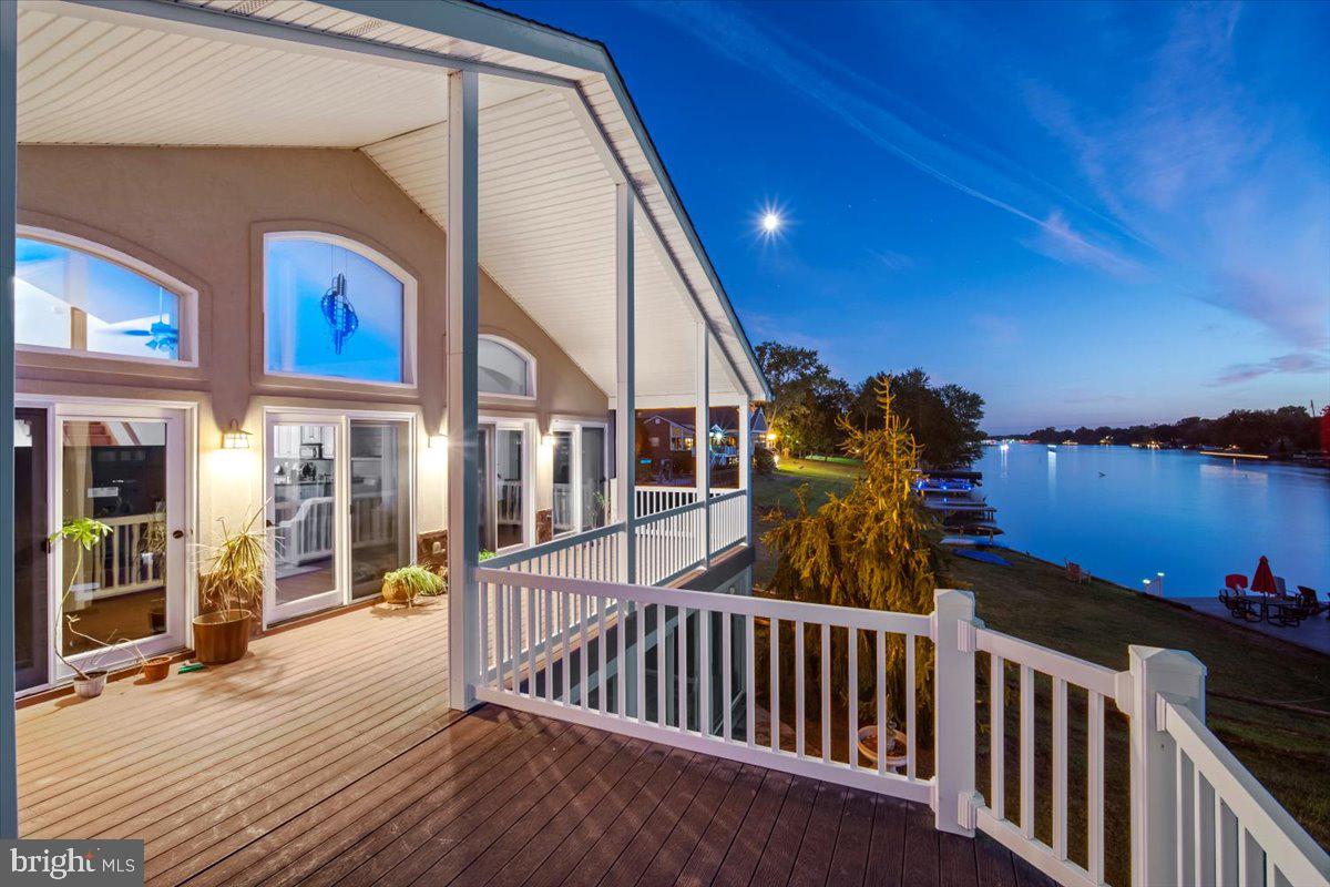 LAKE HERITAGE - Residential