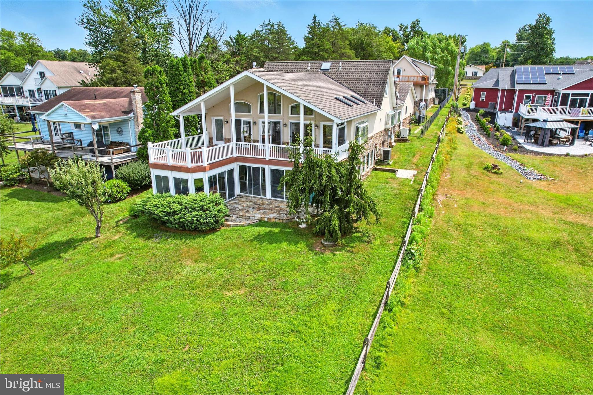 494 HERITAGE DRIVE