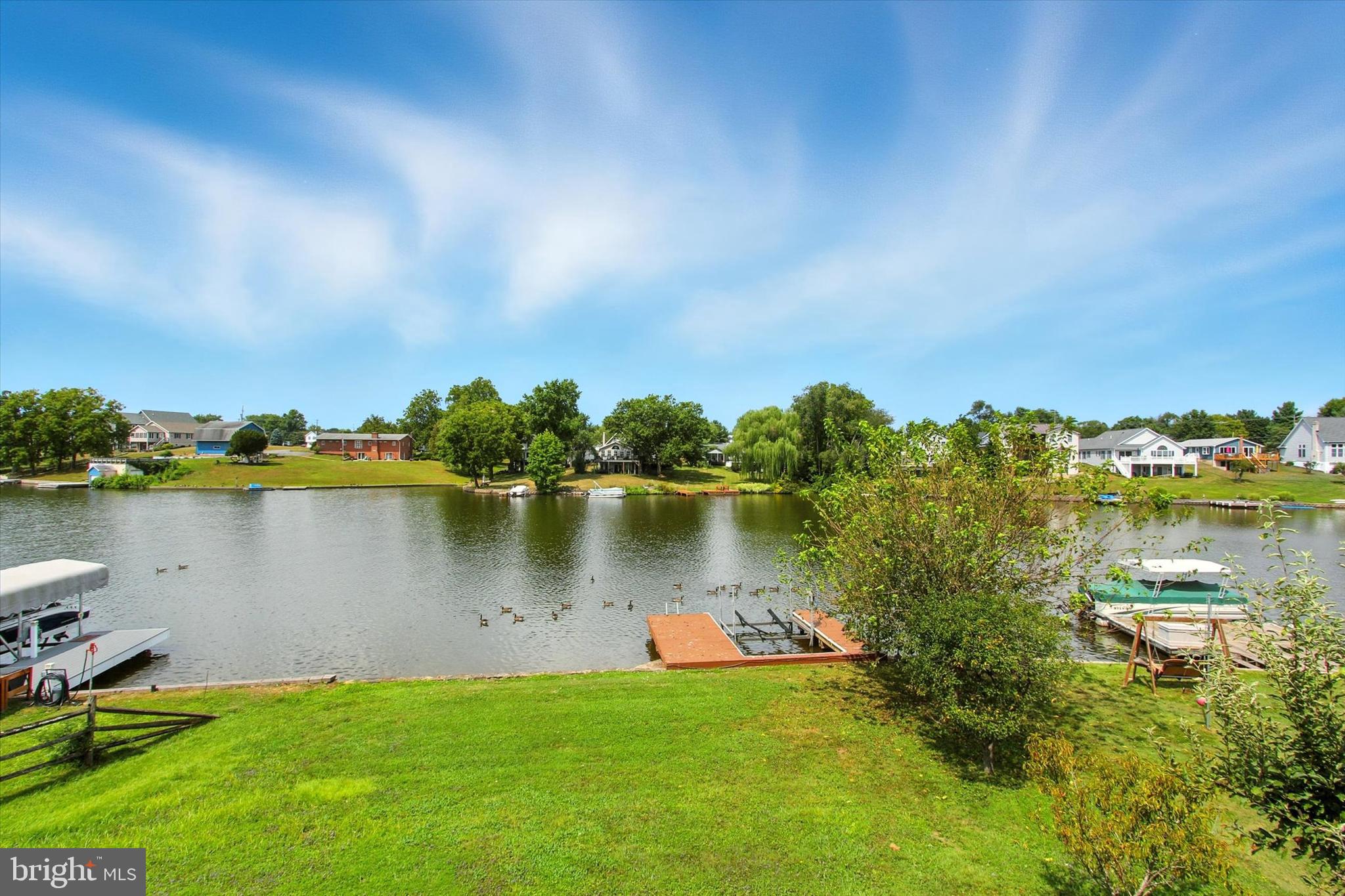 LAKE HERITAGE - Residential