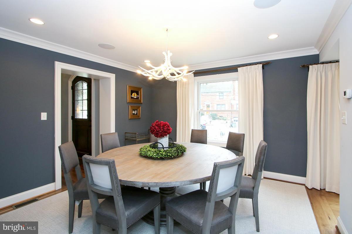 WOODHAVEN - Residential