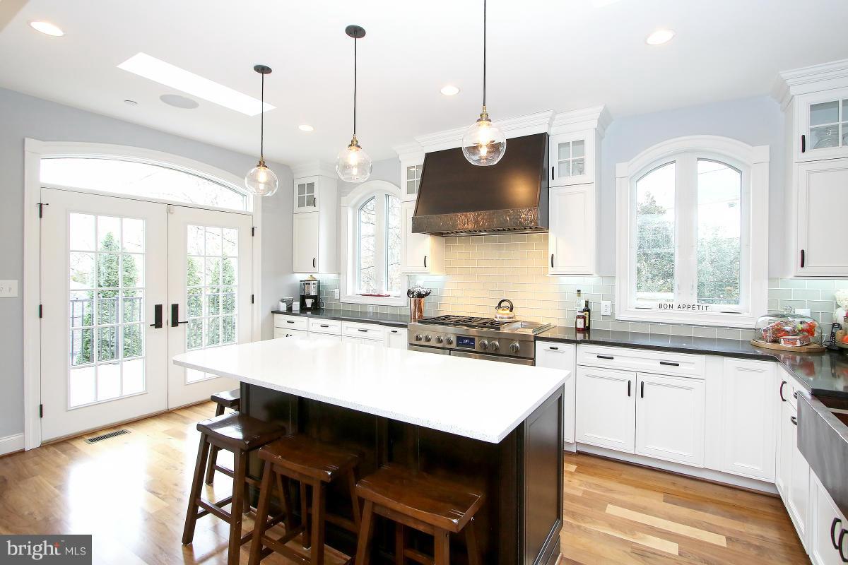 WOODHAVEN - Residential