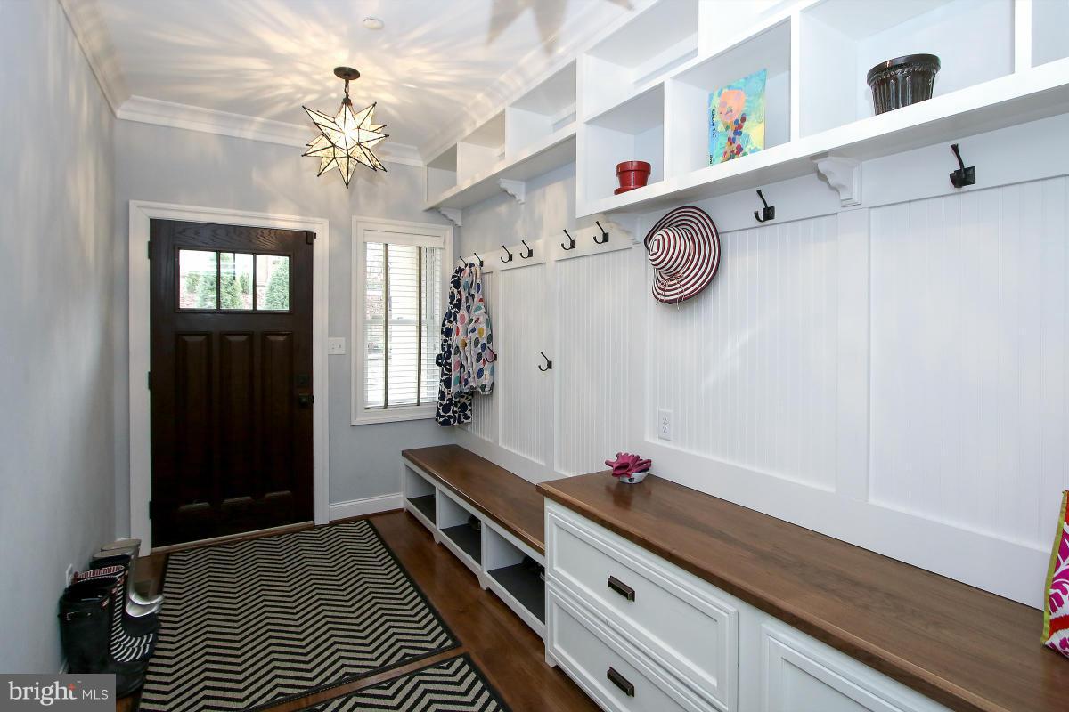 WOODHAVEN - Residential