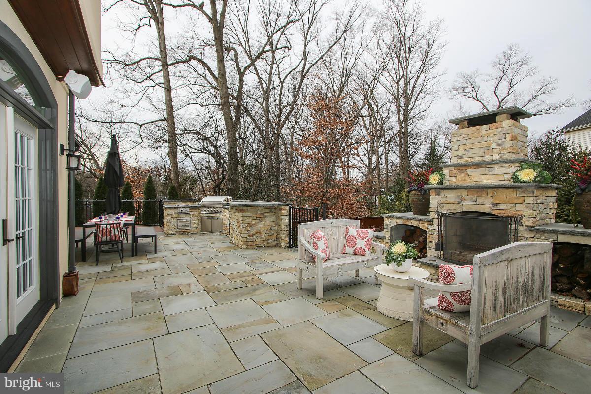 WOODHAVEN - Residential