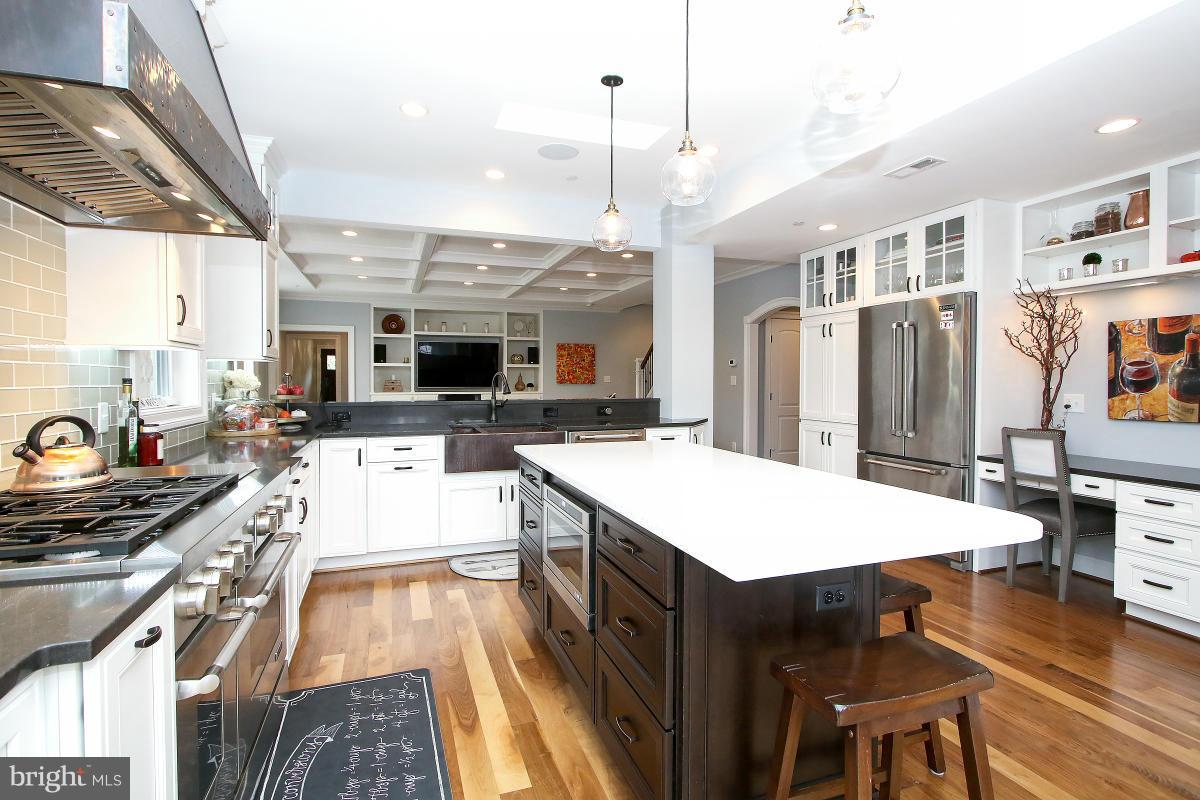 WOODHAVEN - Residential