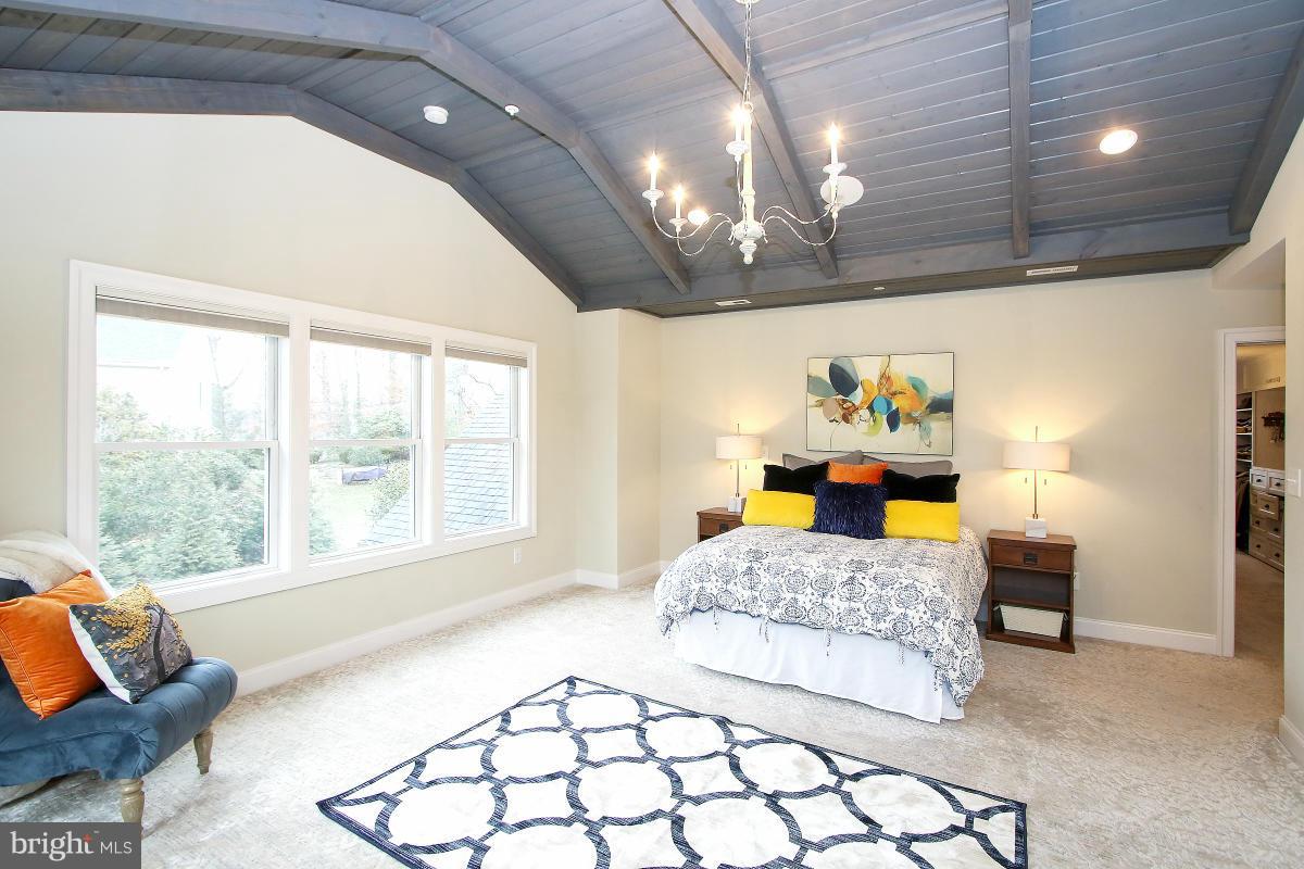 WOODHAVEN - Residential