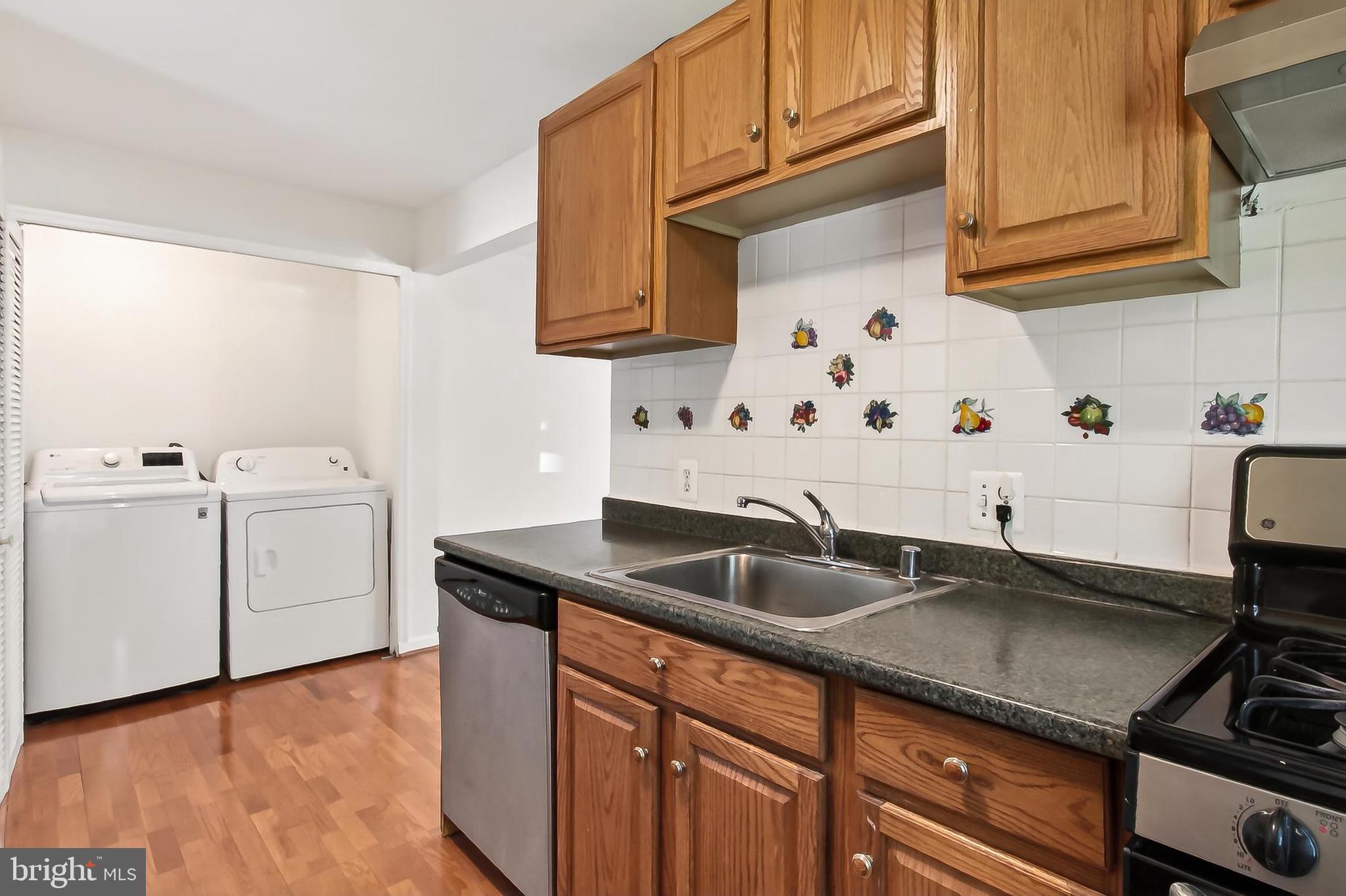 WEST LAWN - Residential
