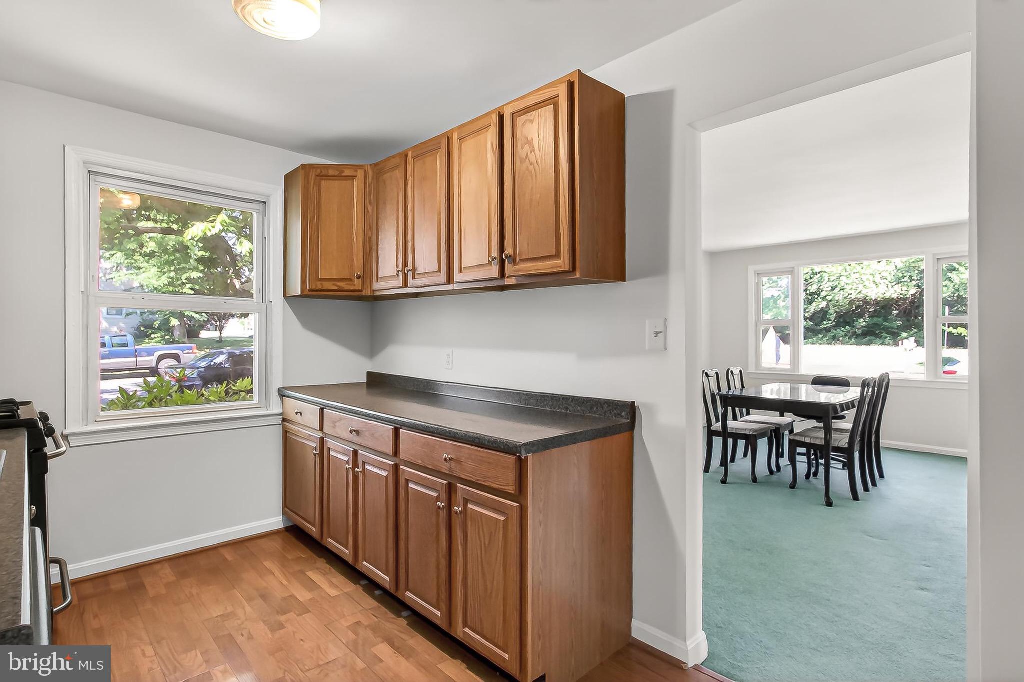 WEST LAWN - Residential
