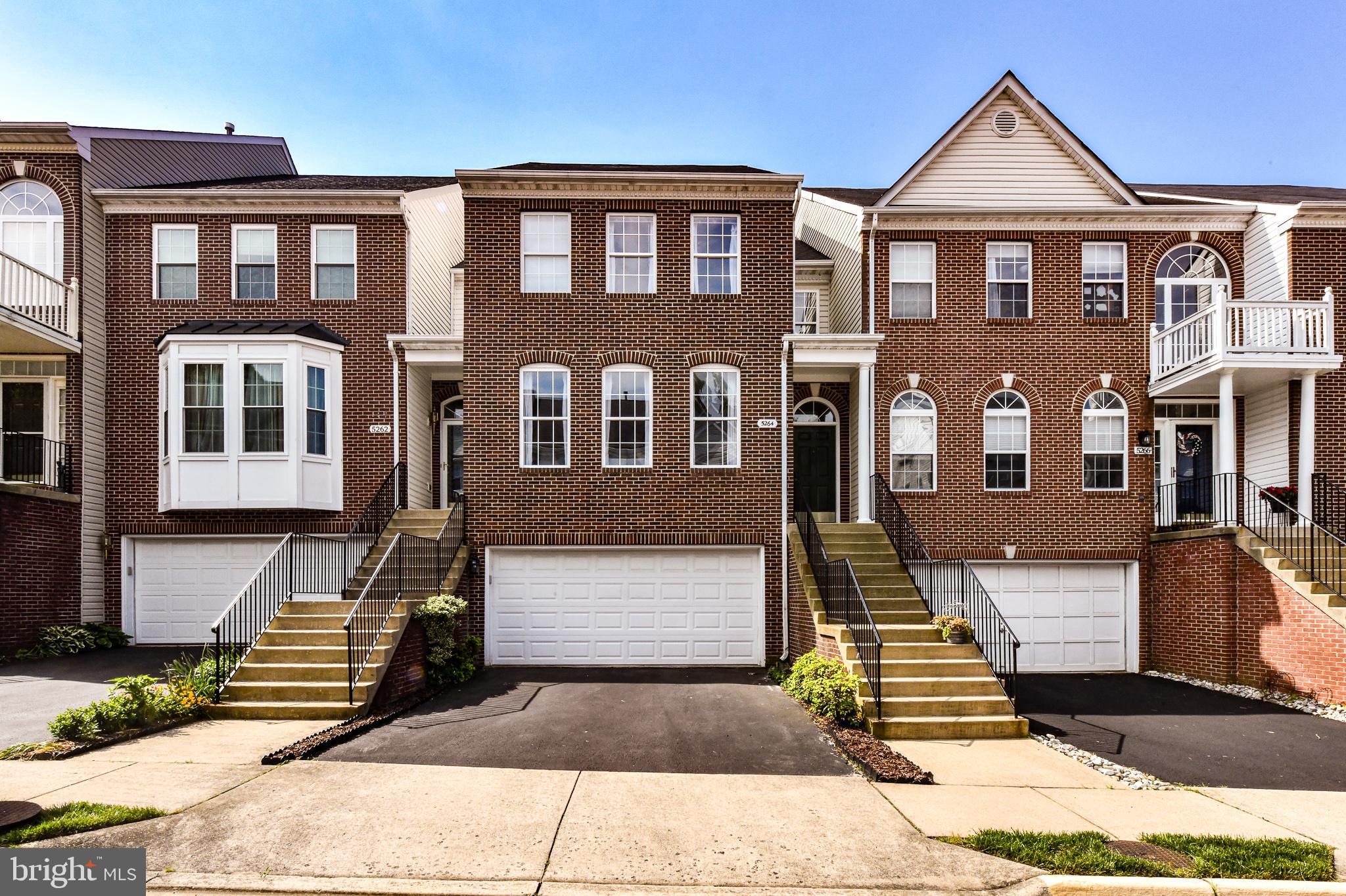 KINGSTOWNE - Residential Lease