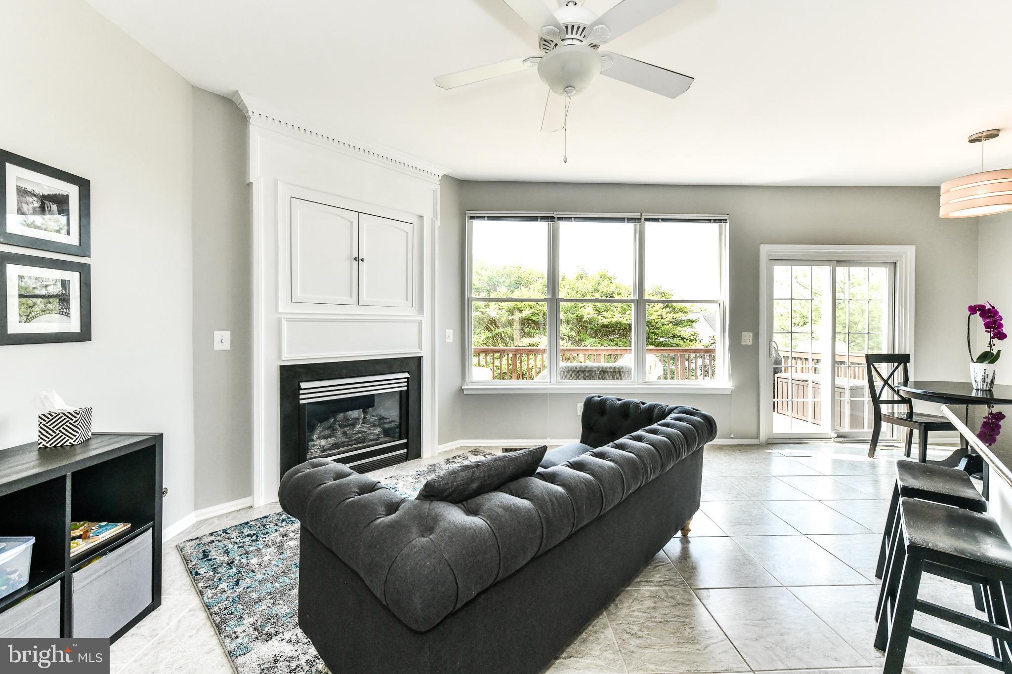 KINGSTOWNE - Residential Lease