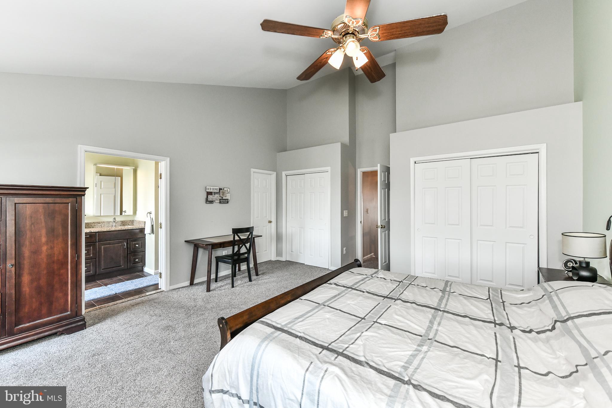 KINGSTOWNE - Residential Lease