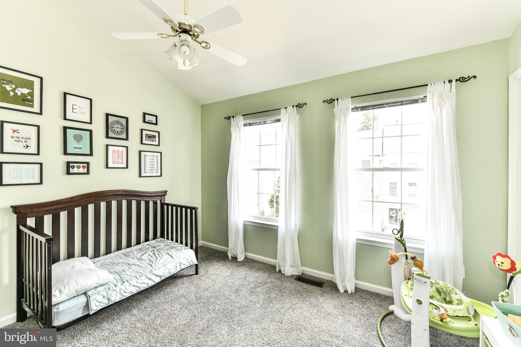 KINGSTOWNE - Residential Lease