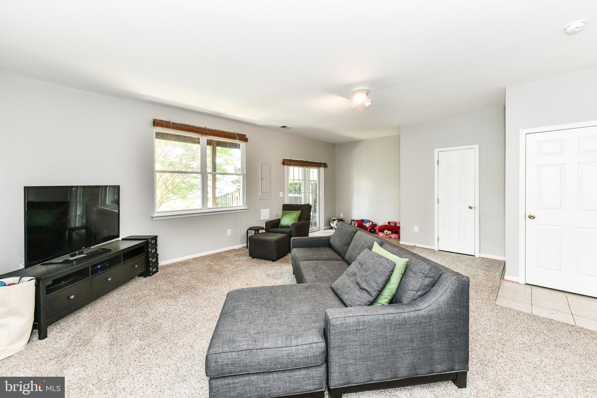 KINGSTOWNE - Residential Lease