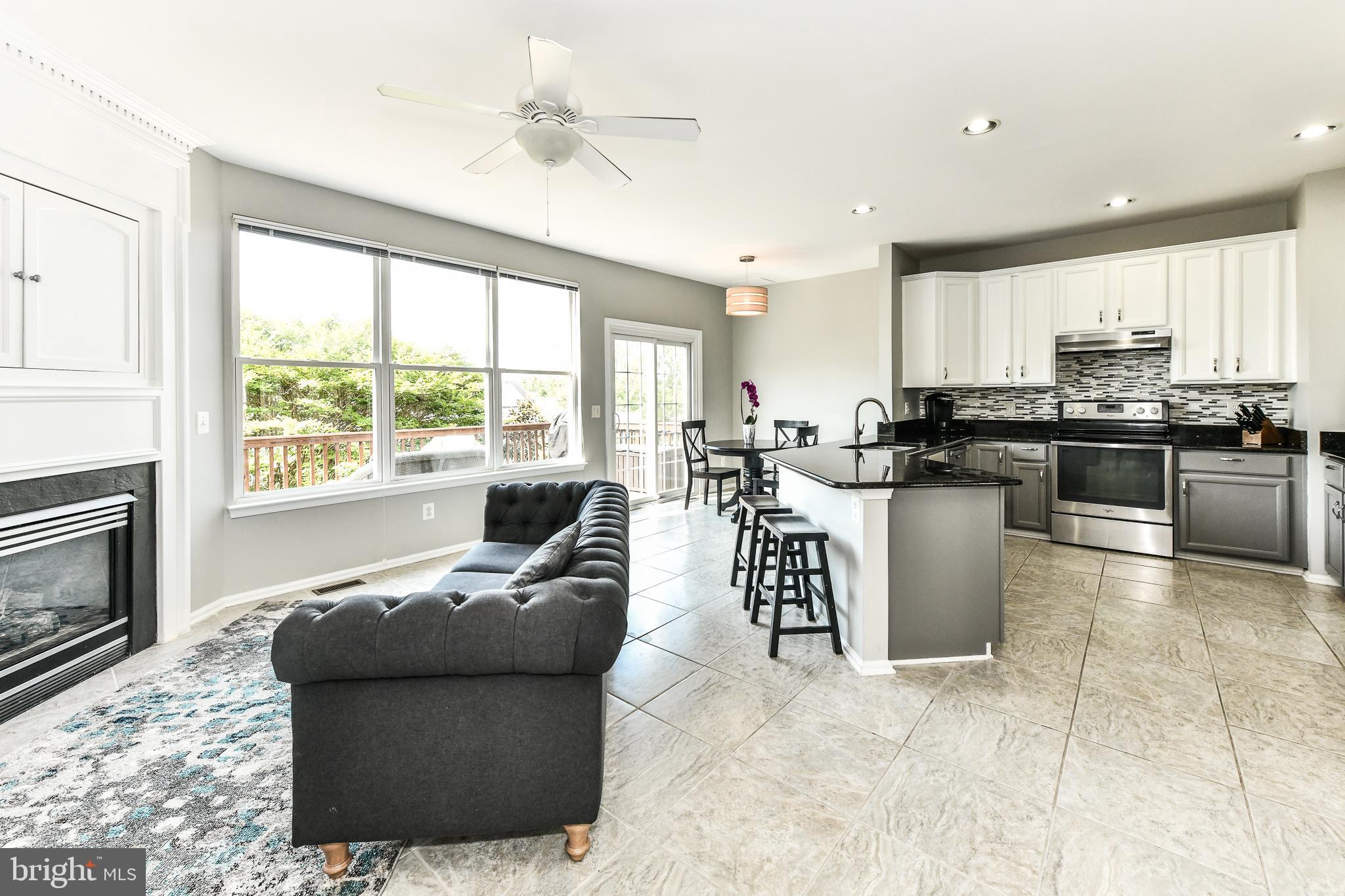 KINGSTOWNE - Residential Lease