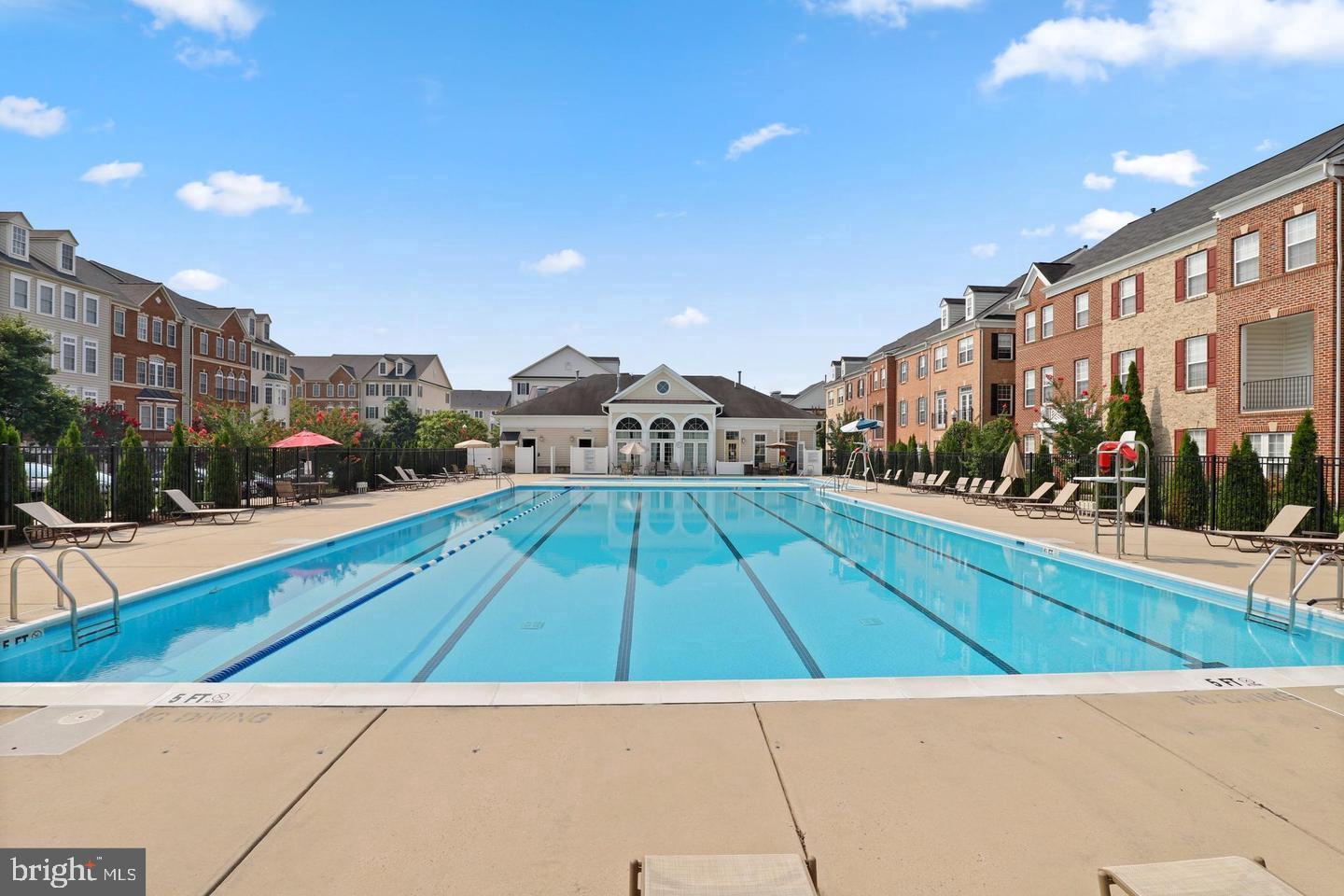 HIDDEN CREEK - Residential