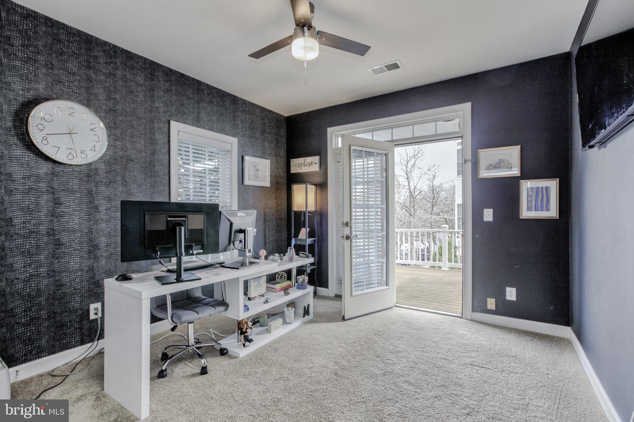 HIDDEN CREEK - Residential