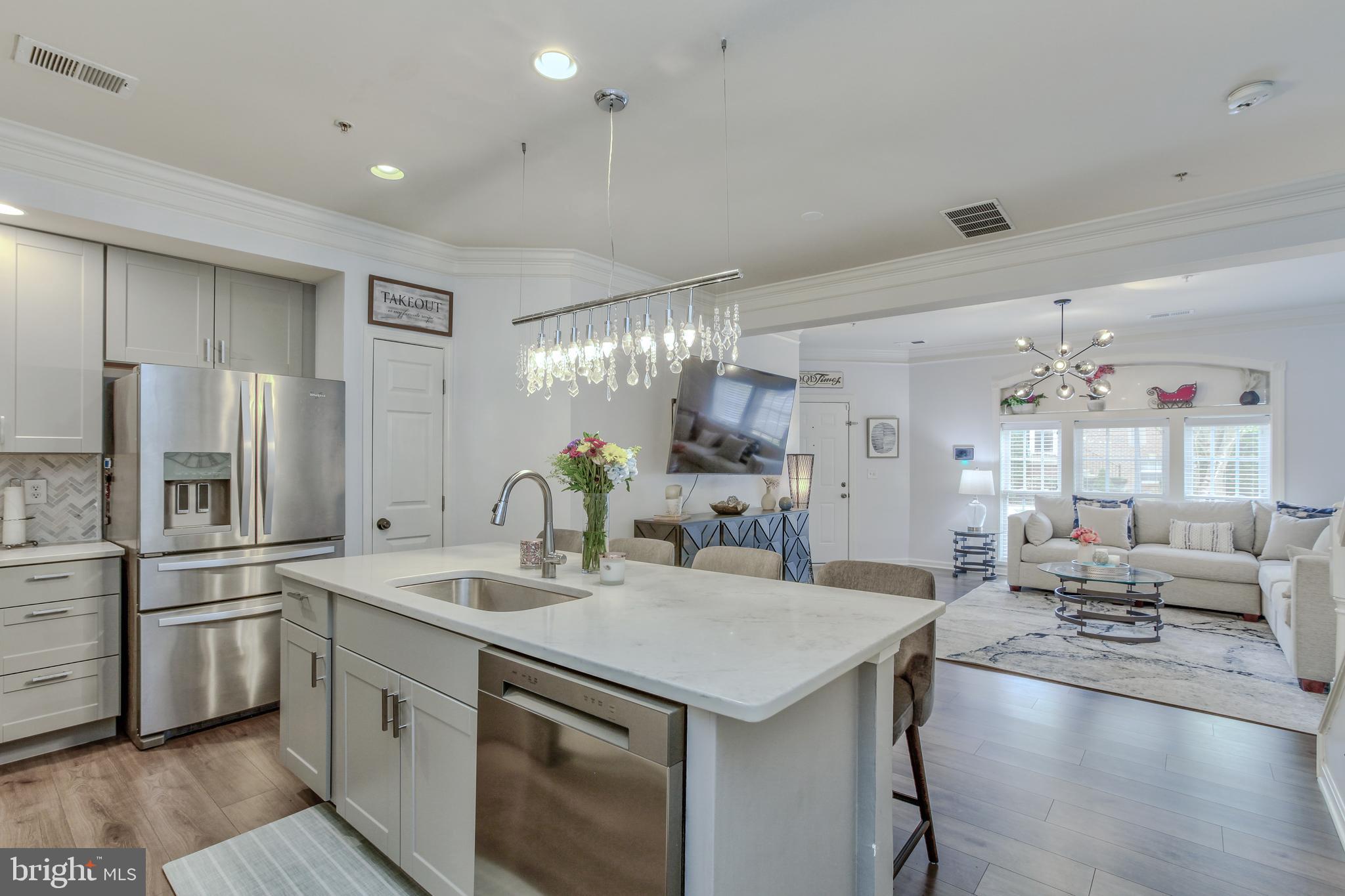 HIDDEN CREEK - Residential