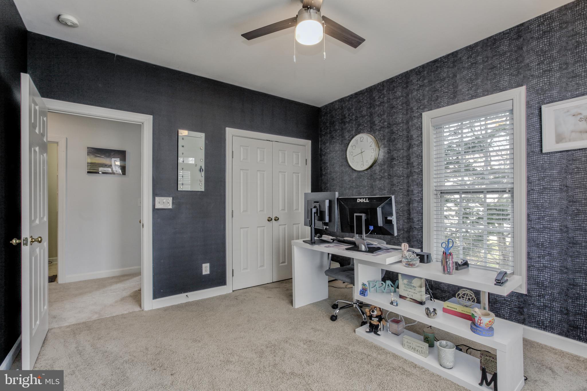 HIDDEN CREEK - Residential