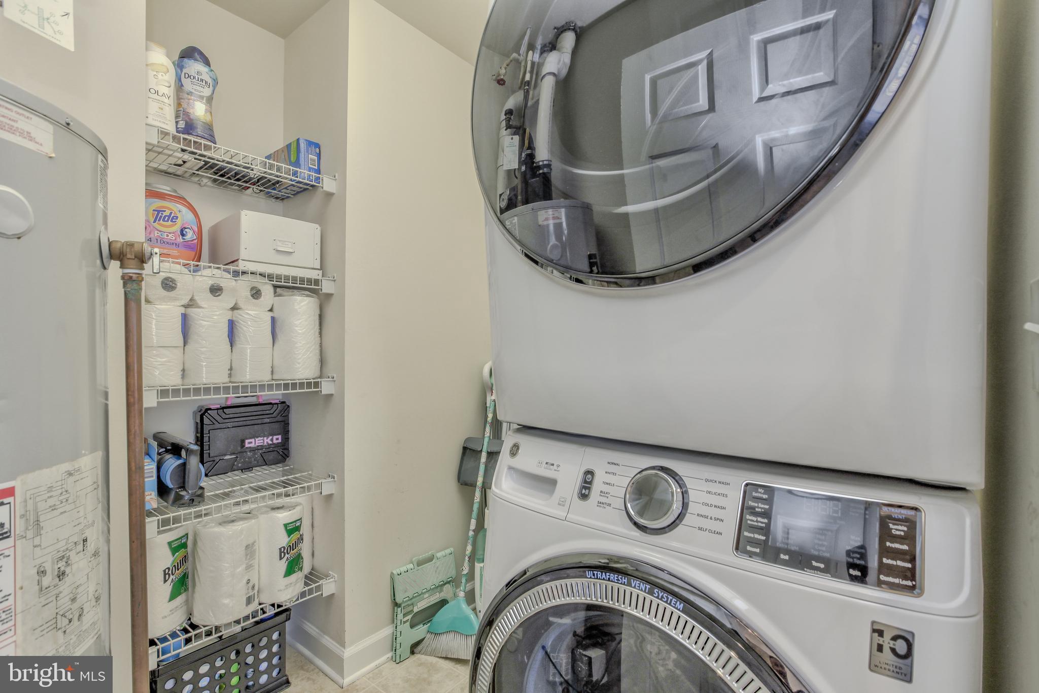 HIDDEN CREEK - Residential