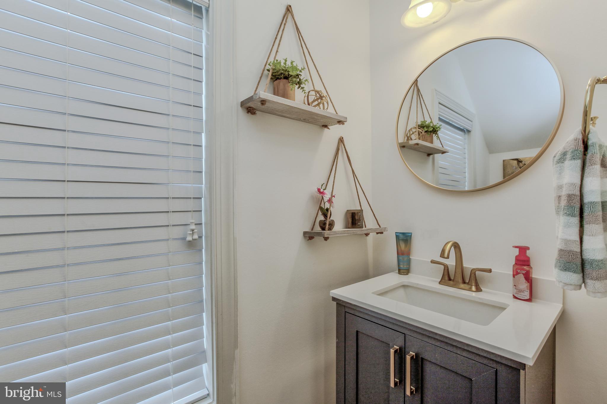 HIDDEN CREEK - Residential