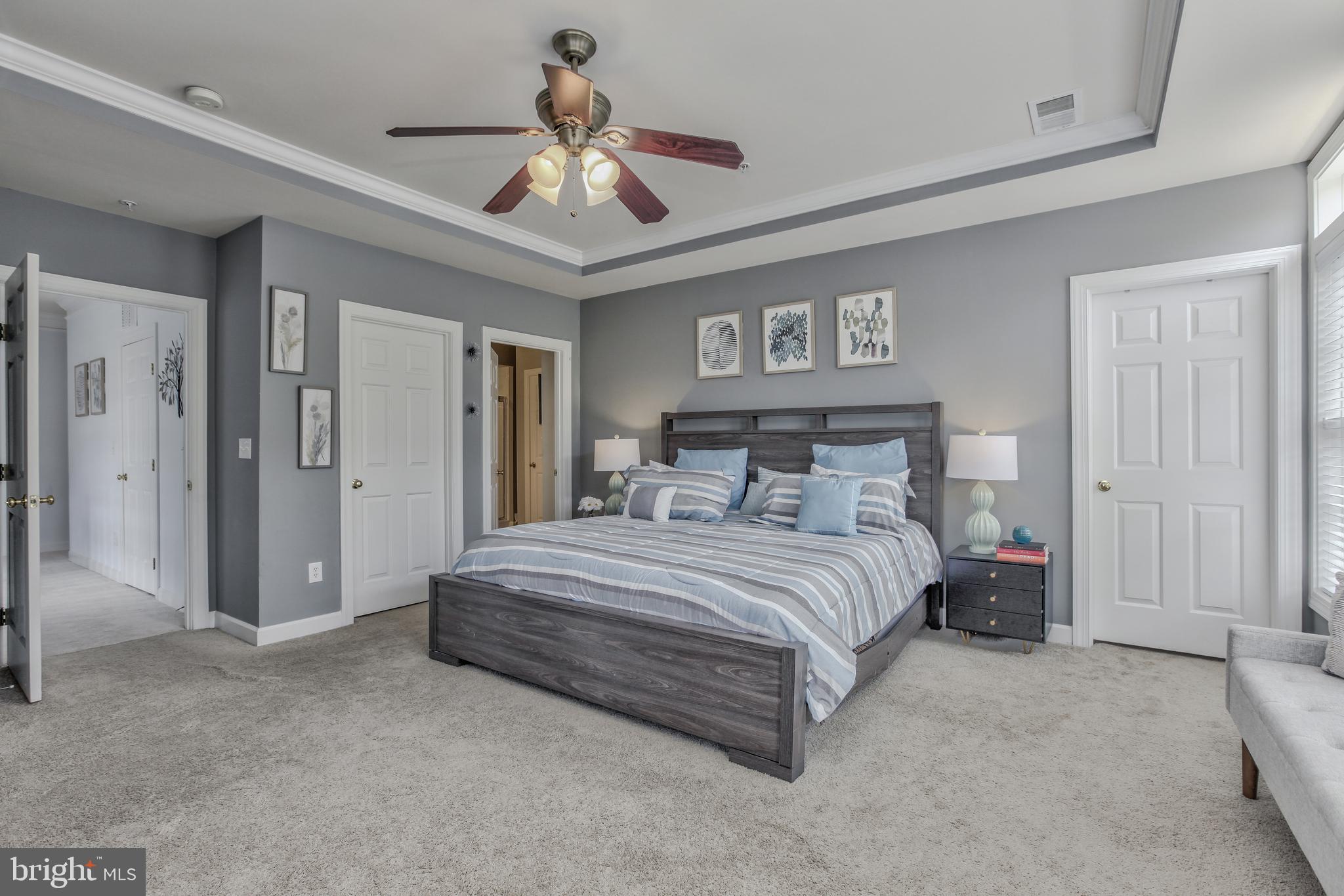 HIDDEN CREEK - Residential