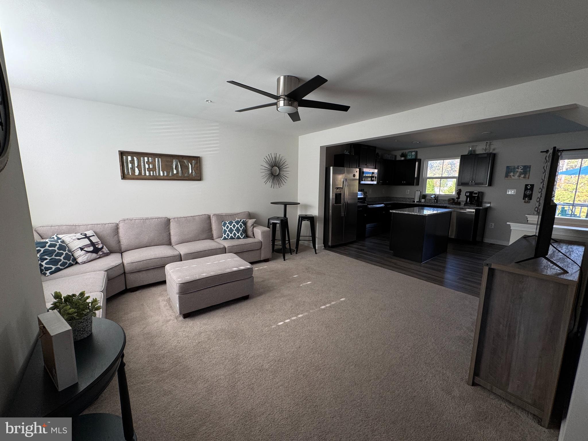 245 TOURNAMENT CIRCLE