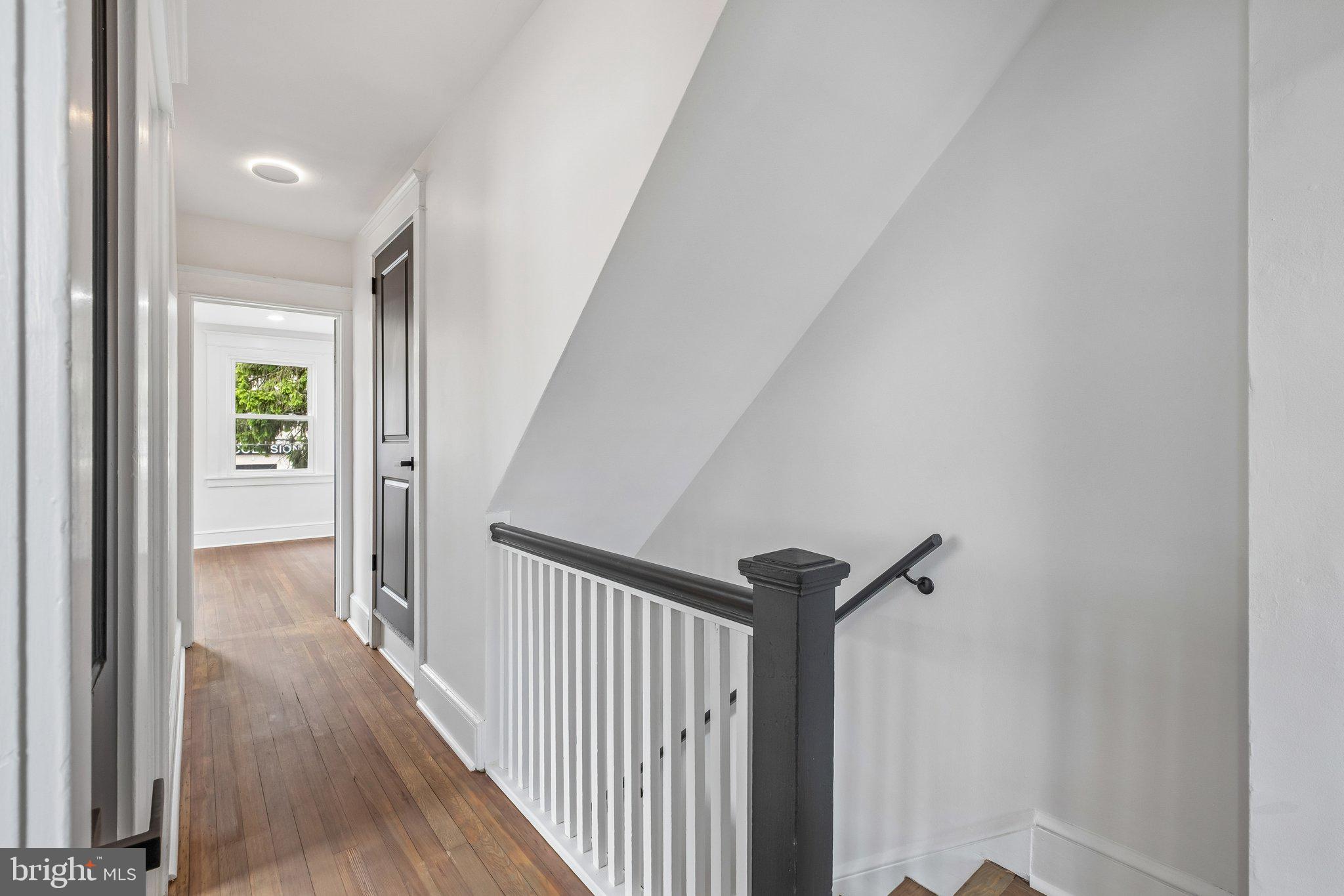 GREYTHORNE WOODS - Residential