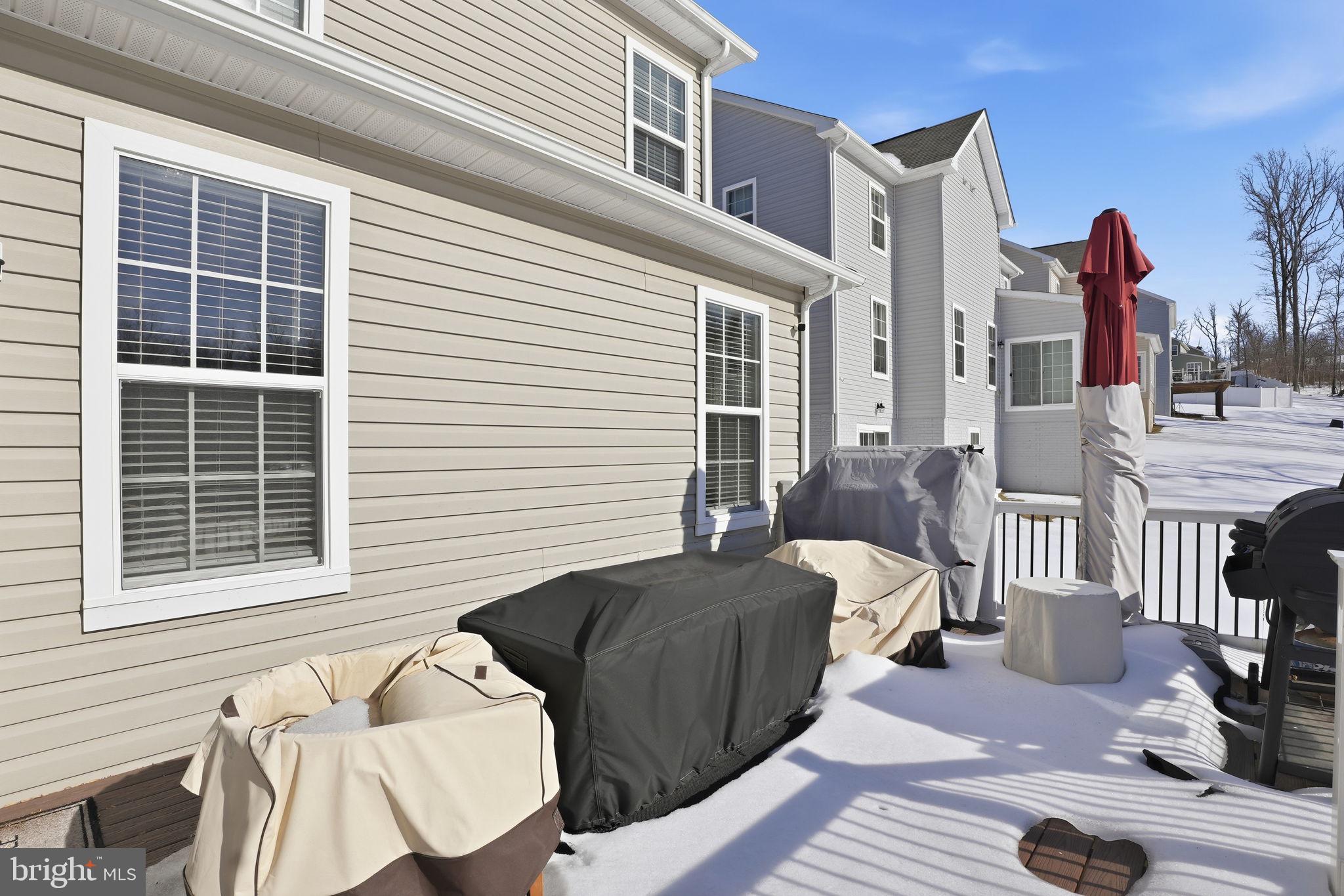 WINDSOR MANOR - Residential