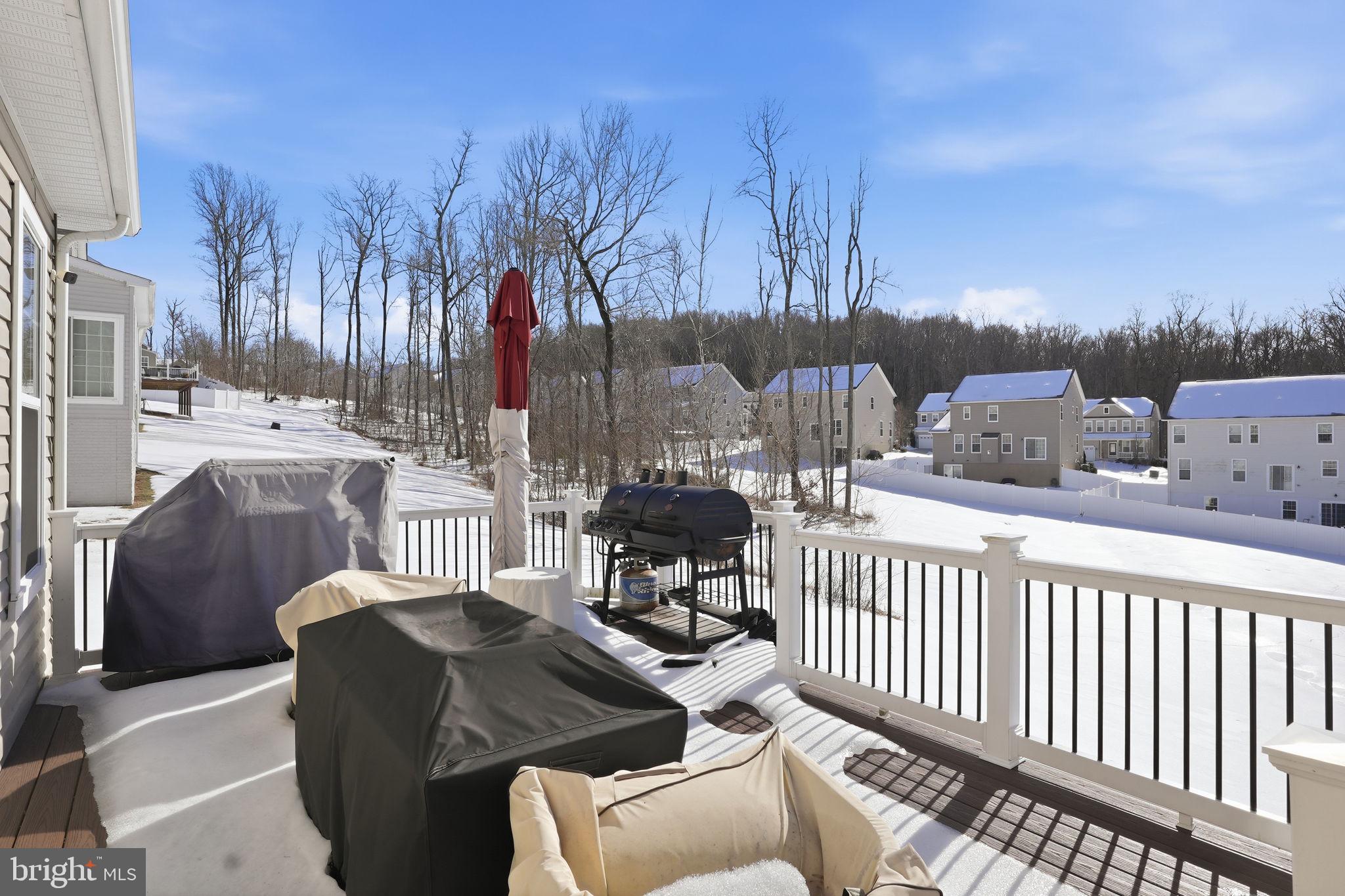 WINDSOR MANOR - Residential