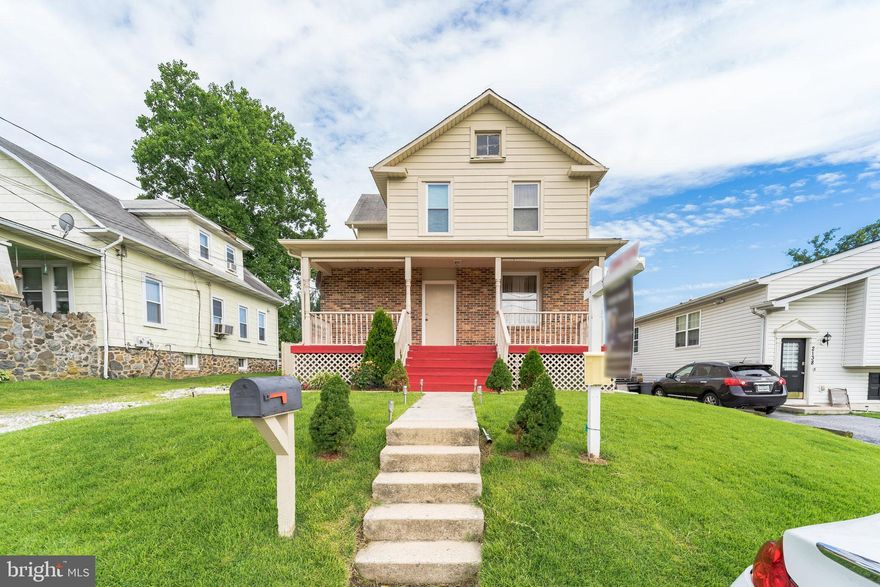 This beautifully well maintain home is a gem. It has so much to offer, you don't want to miss out. Schedule your tour today to check out the very spacious owner's suite with a deck to overlook the HUGE backyard, the updated kitchen, Open living area & 2 full baths are just a few of its great features.