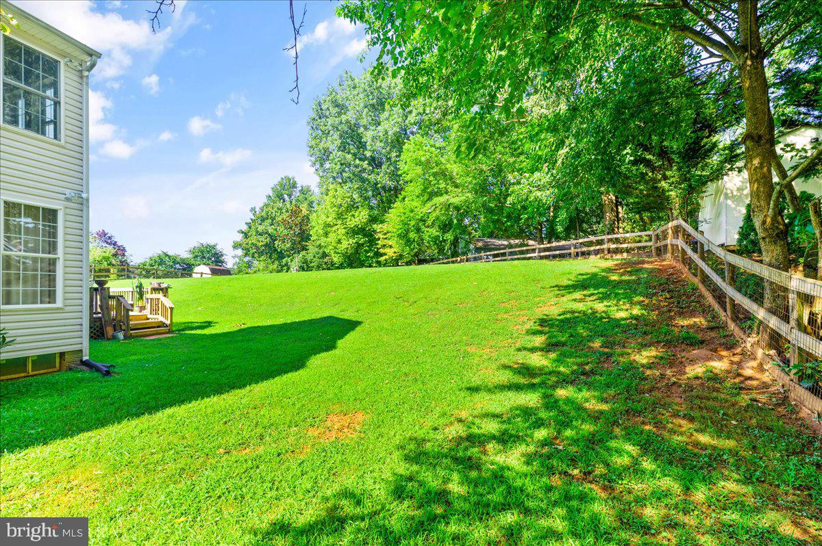 REDWOOD LAKES - Residential