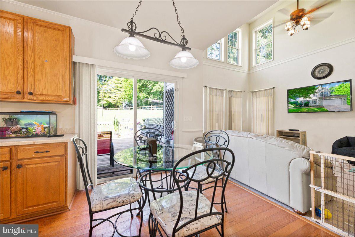 REDWOOD LAKES - Residential