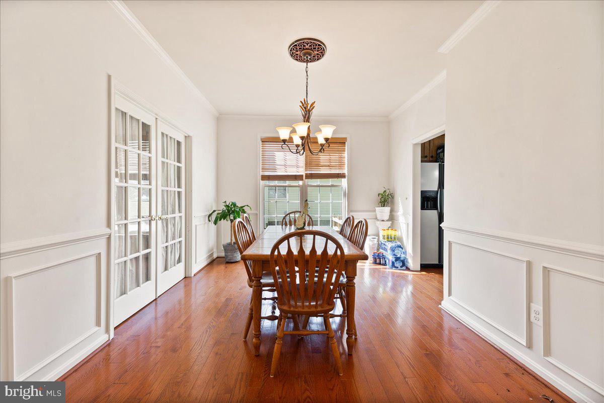 REDWOOD LAKES - Residential